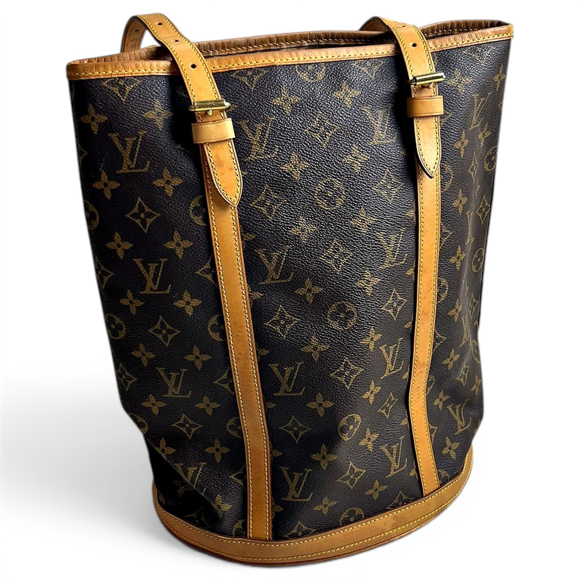 Bucket leather handbag