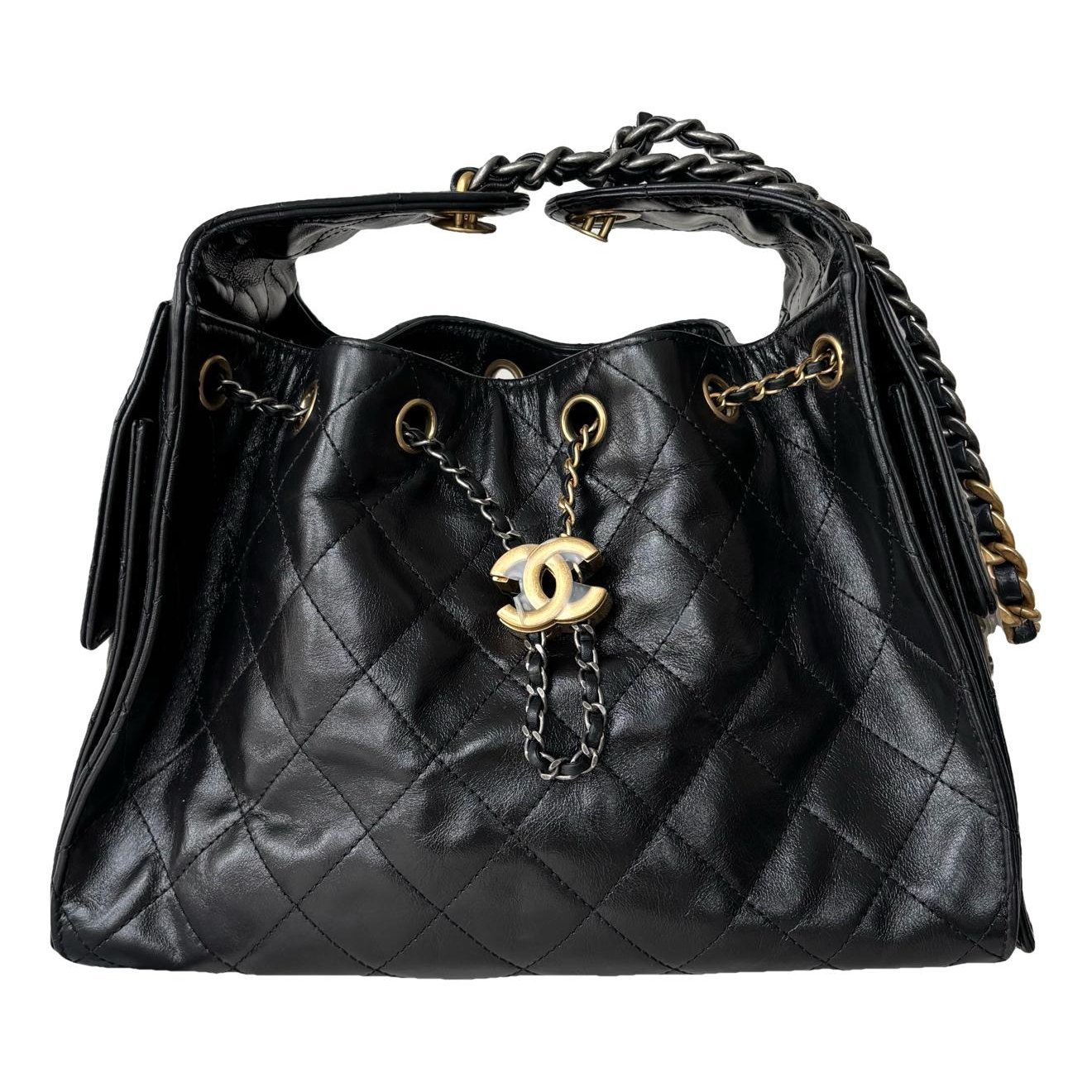 Chanel 25 leather handbag