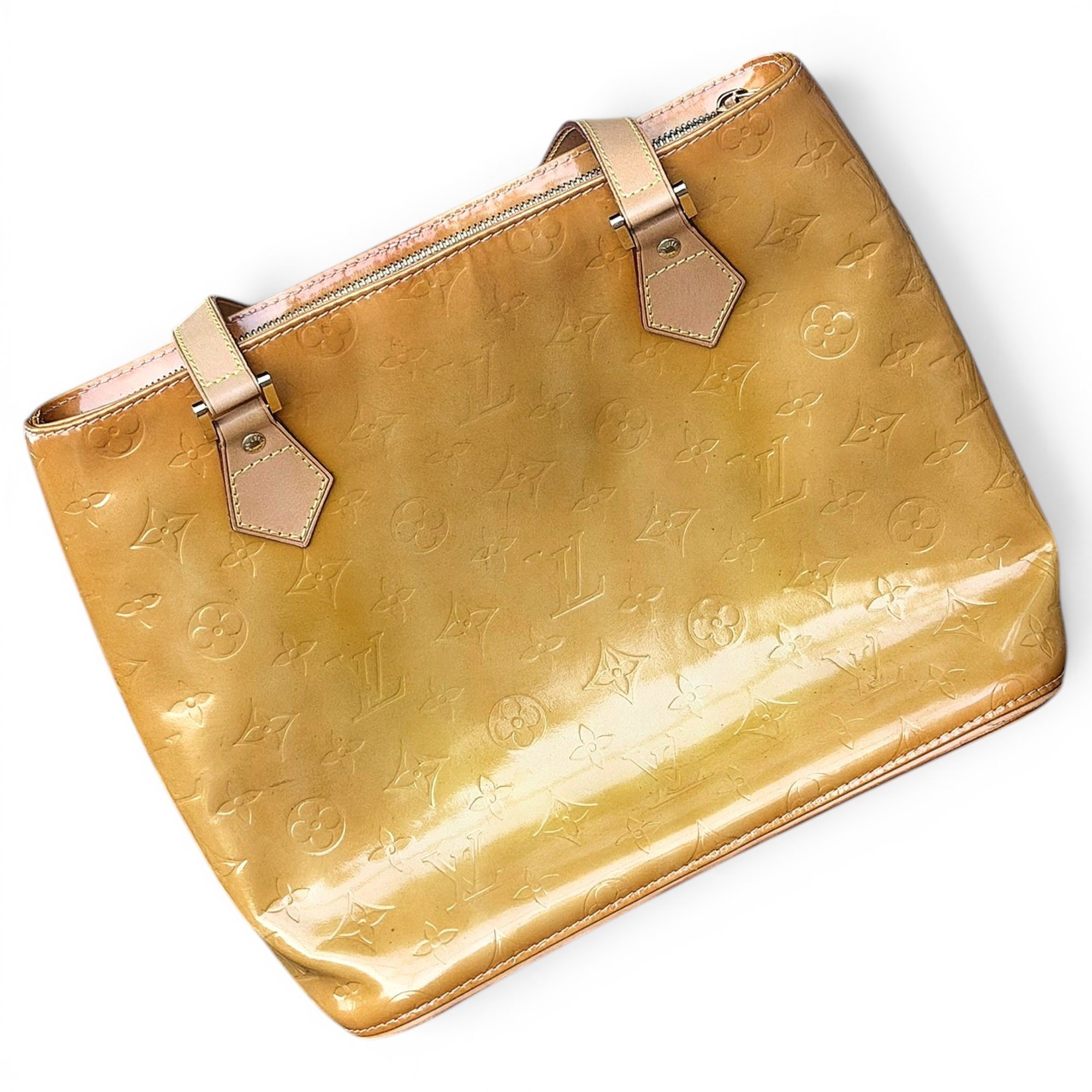 Houston patent leather handbag
