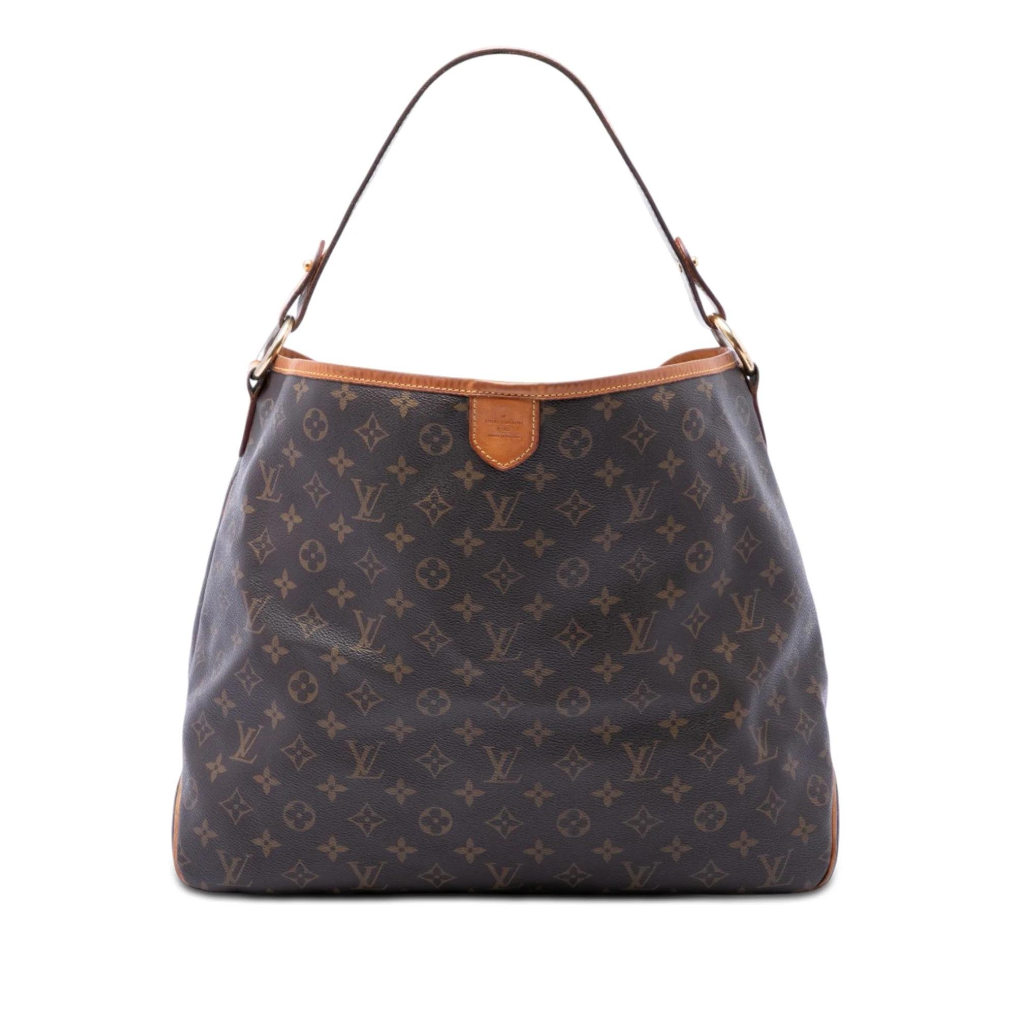 Delightful cloth handbag