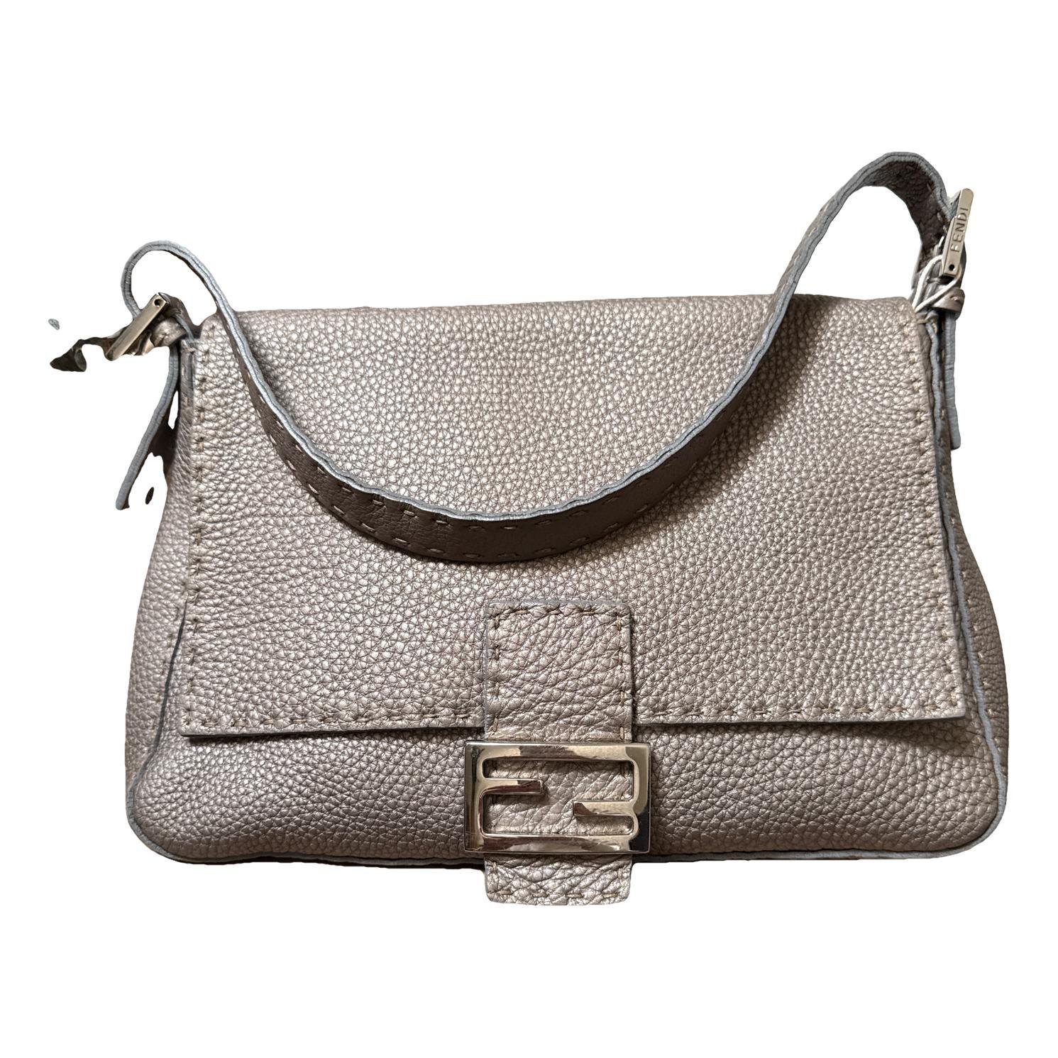 Baguette leather handbag