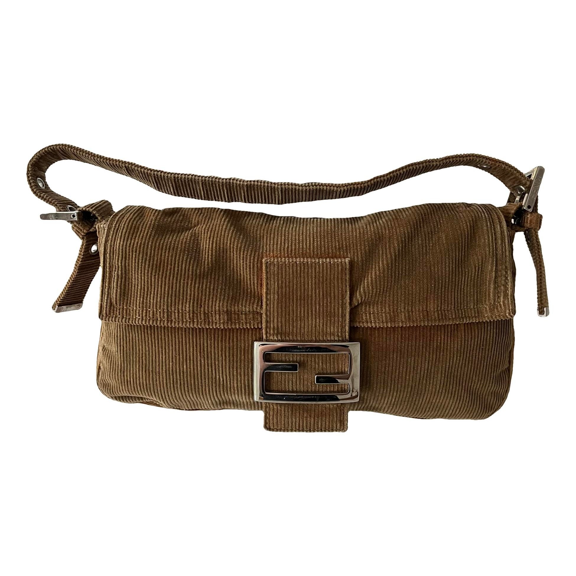 Baguette velvet handbag