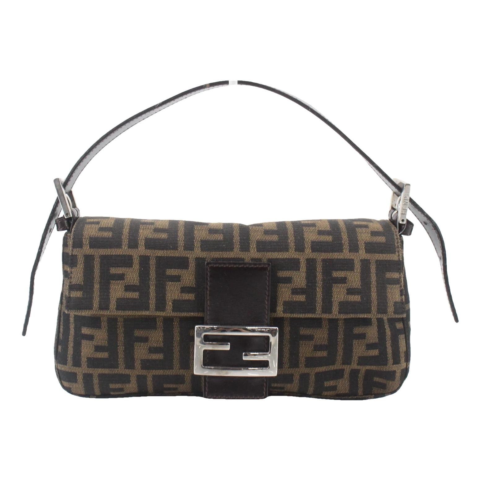Baguette cloth handbag