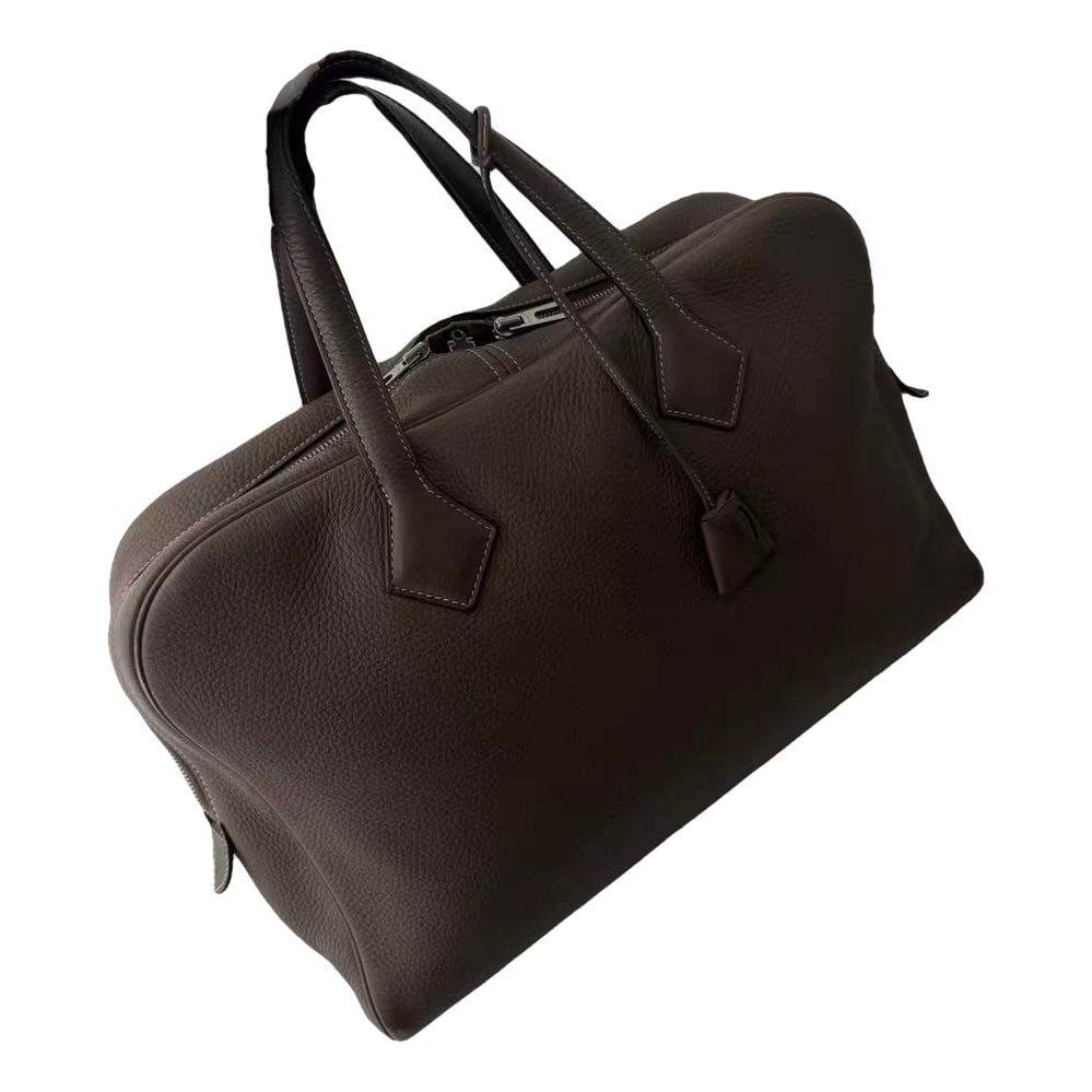 Victoria leather handbag