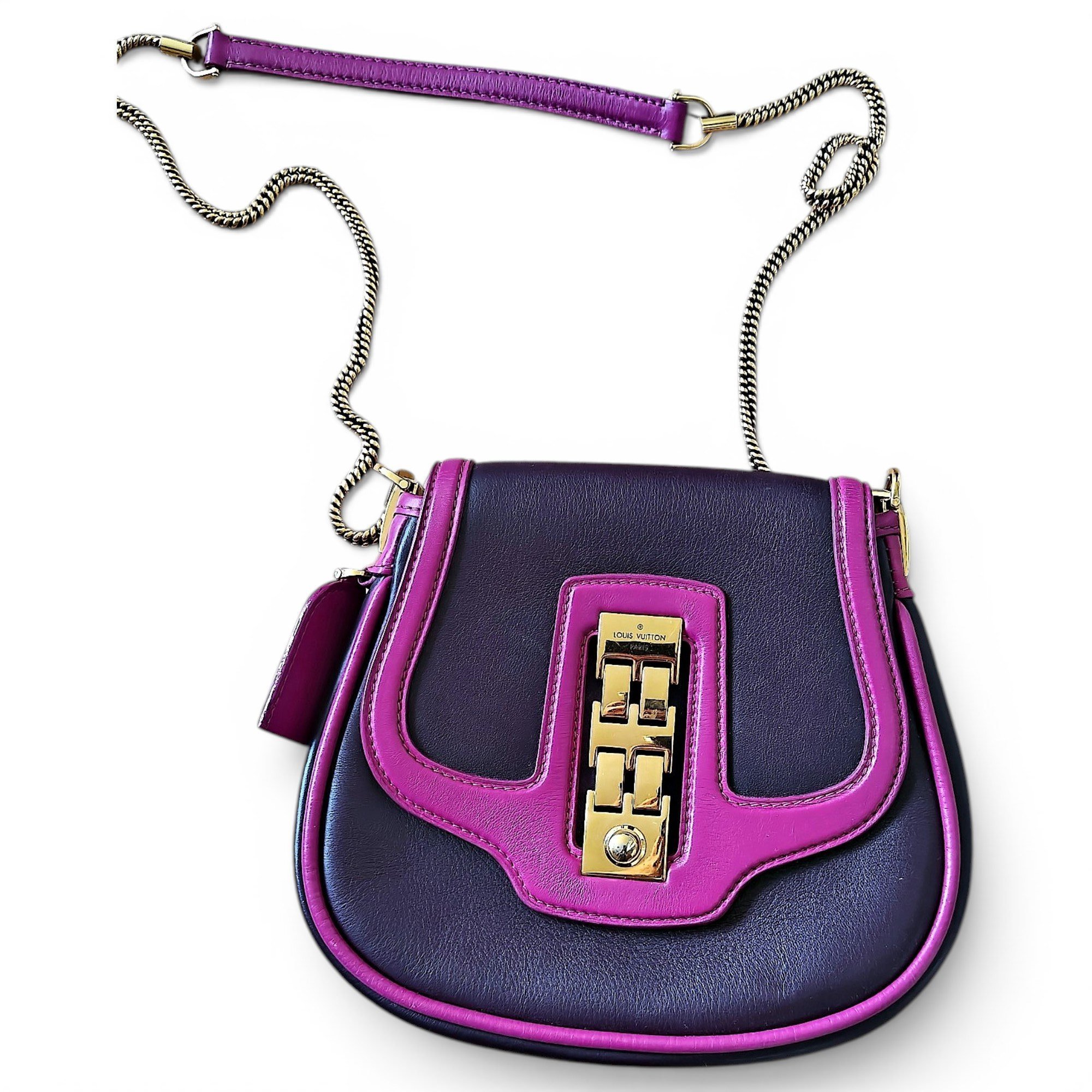 Twist leather handbag