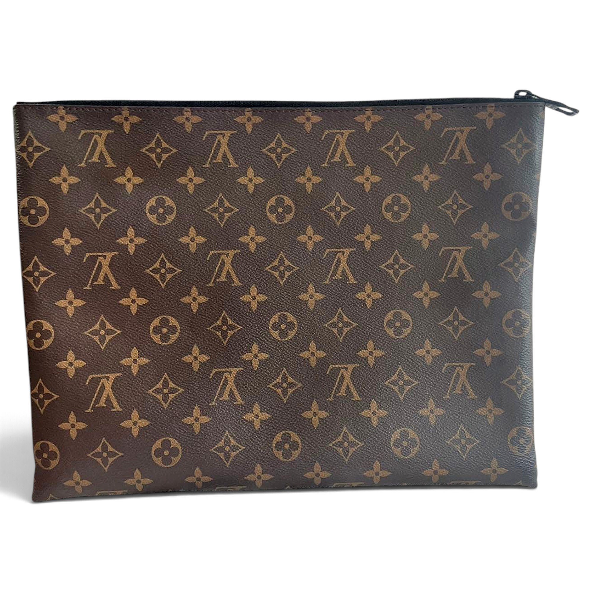 Leather clutch bag