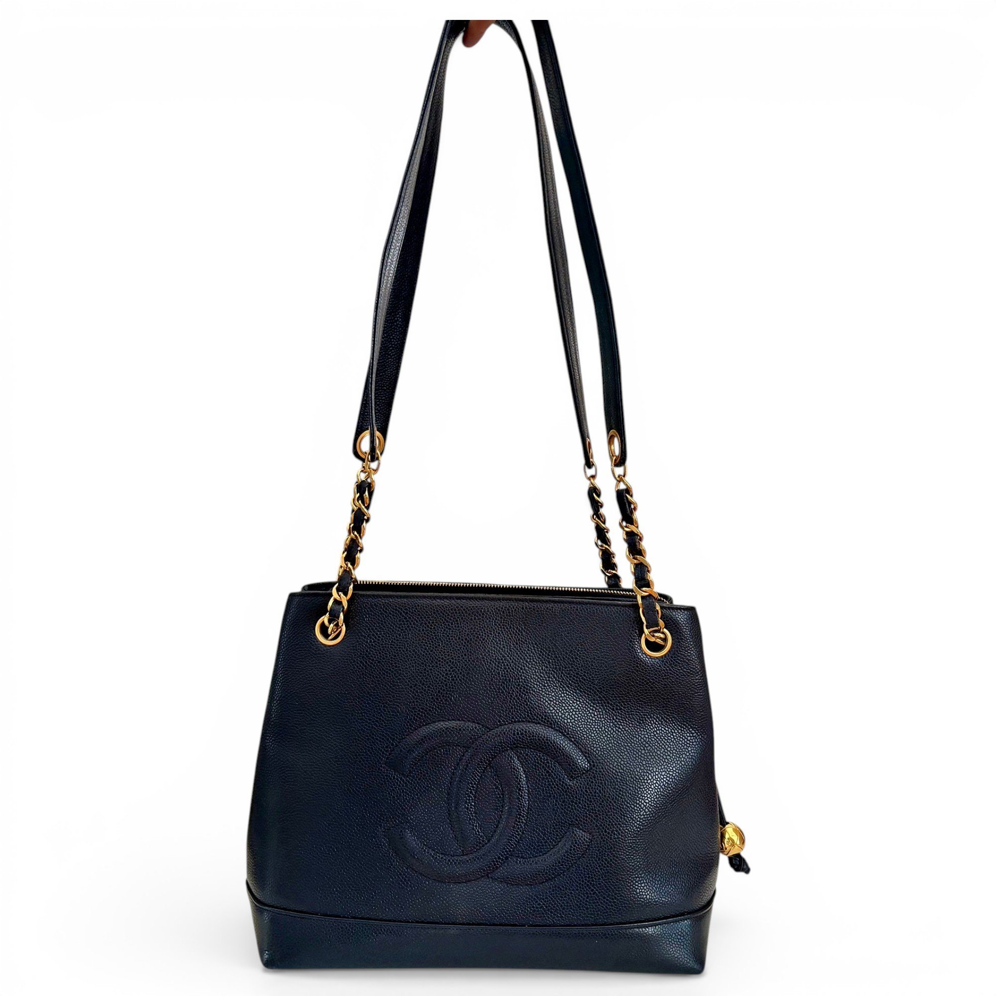 Vintage CC Chain leather tote