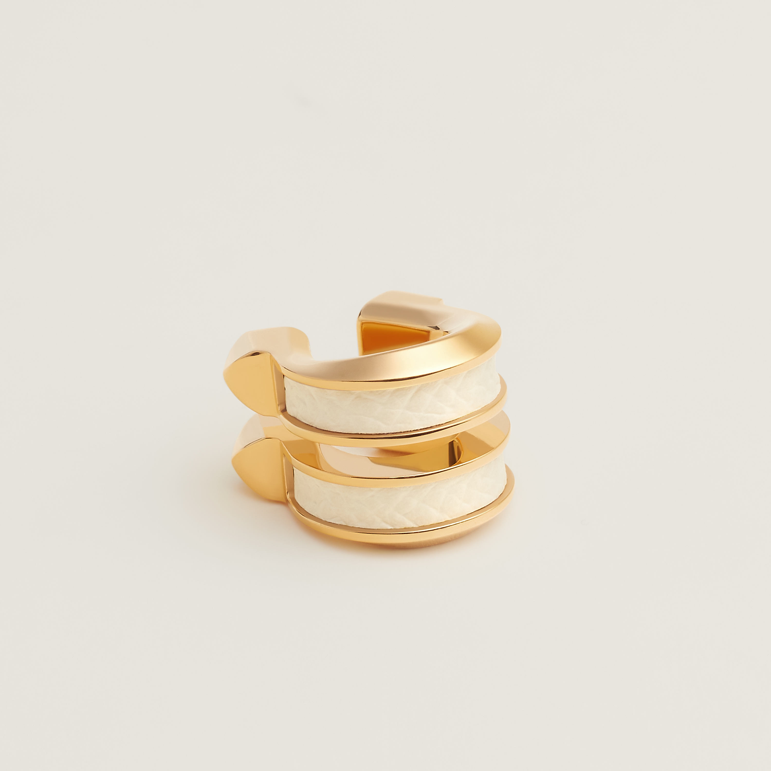 Jockette ear cuff