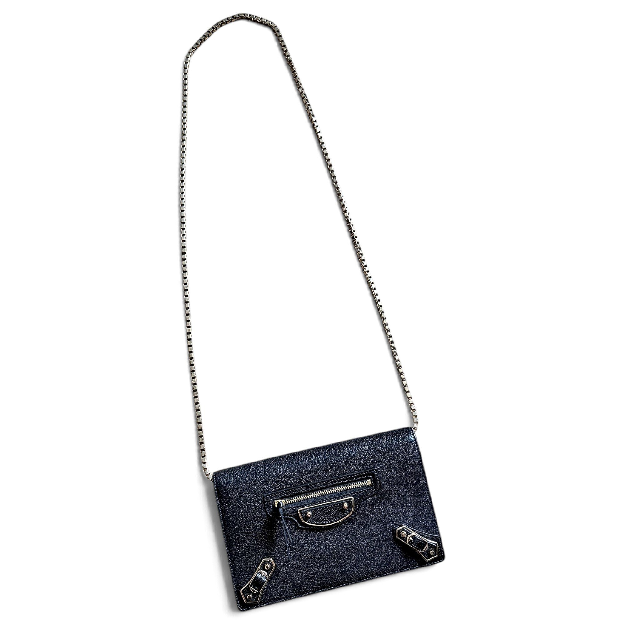 Wallet On Chain B leather crossbody bag