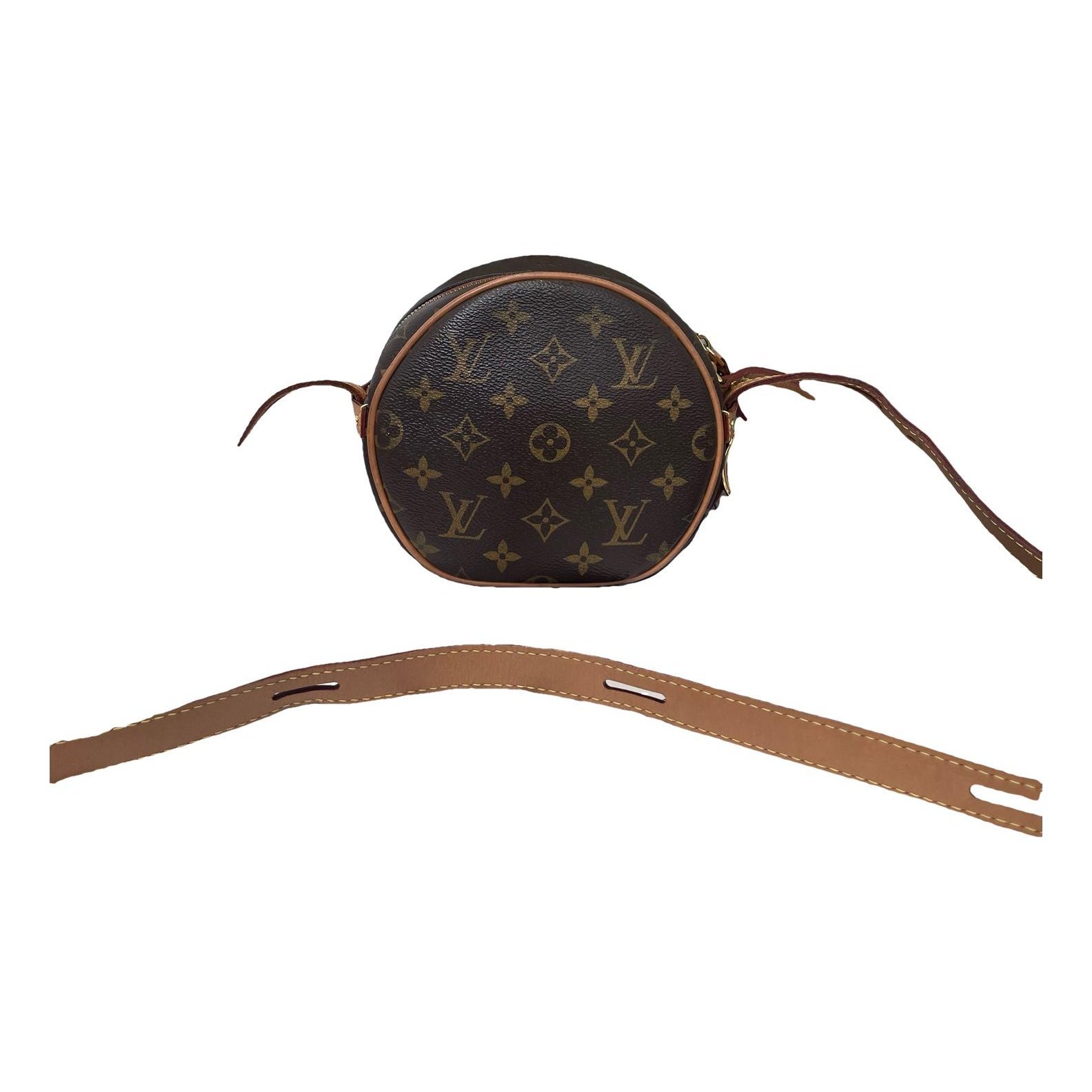 Boîte chapeau souple leather handbag