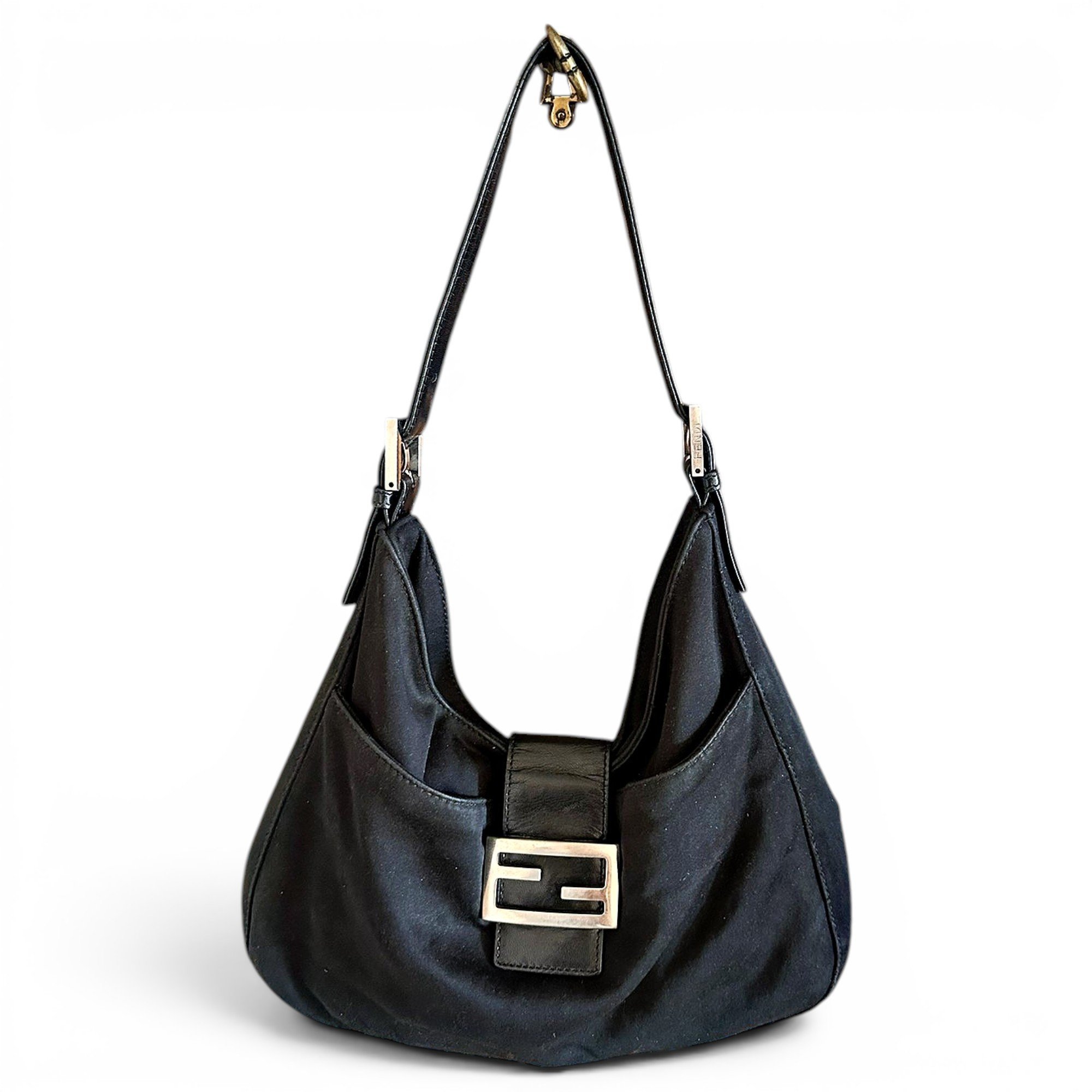 Baguette handbag