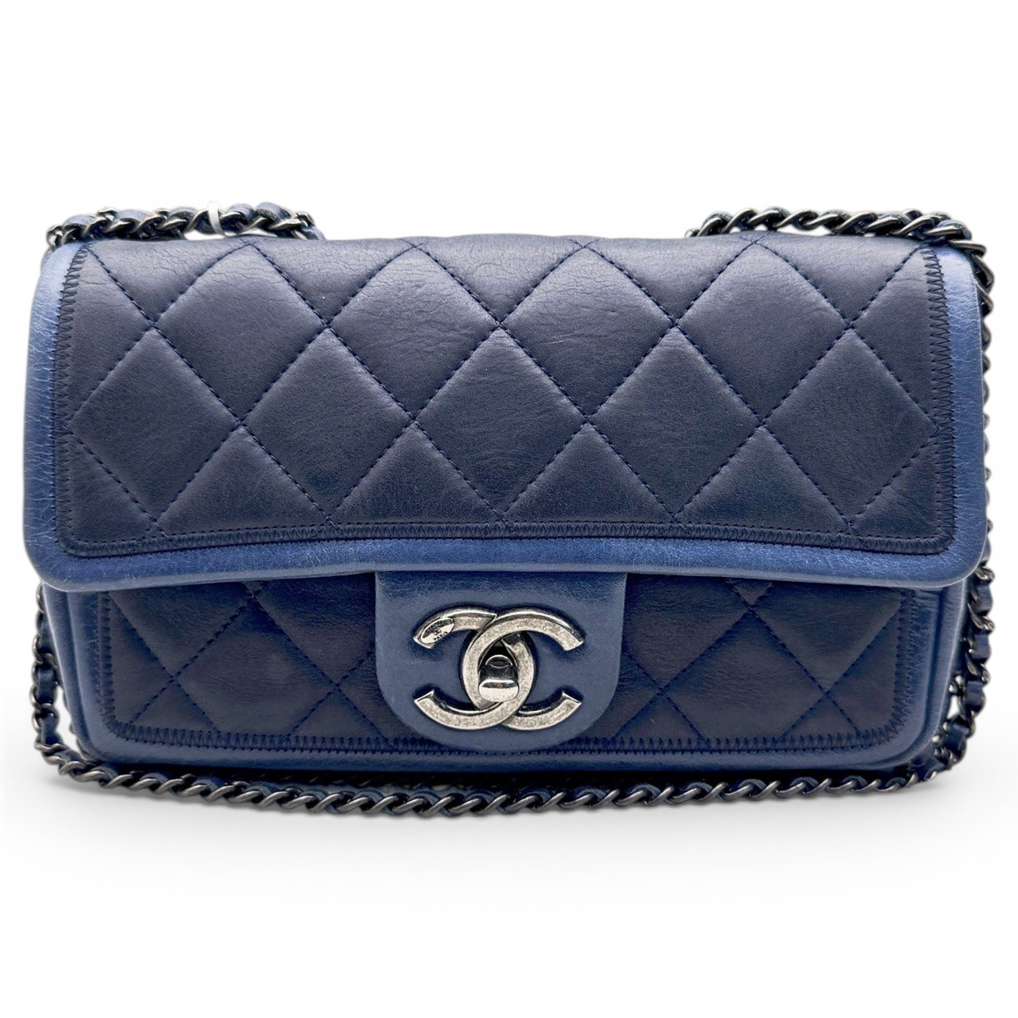 Timeless/Classique leather crossbody bag
