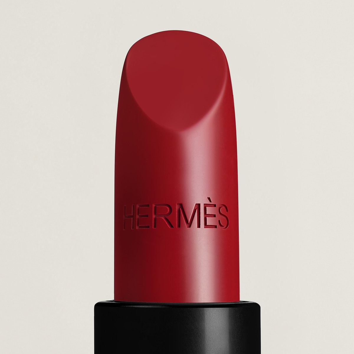 85 – rouge H Satin Lipstick, Rouge H