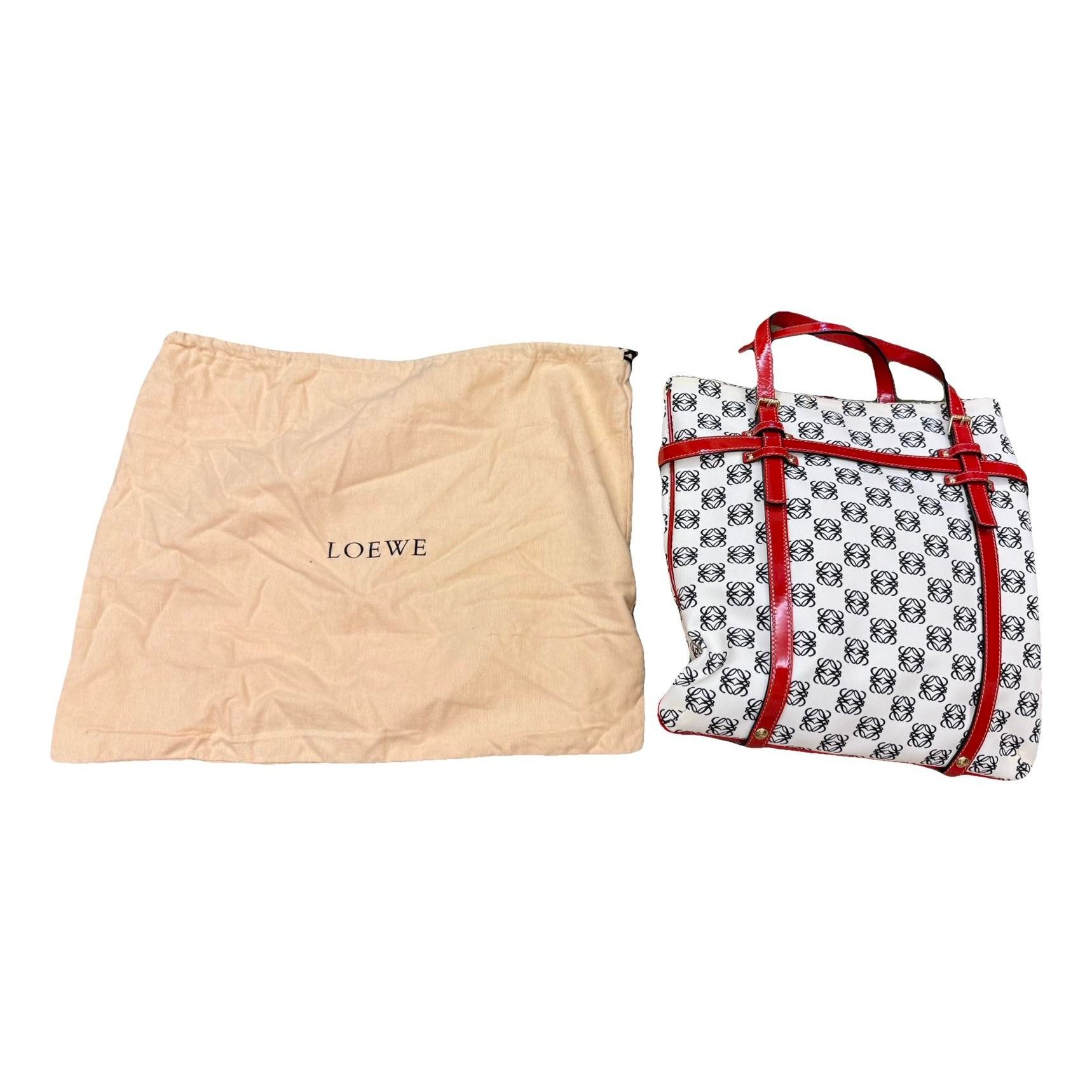 Buckle Tote leather handbag