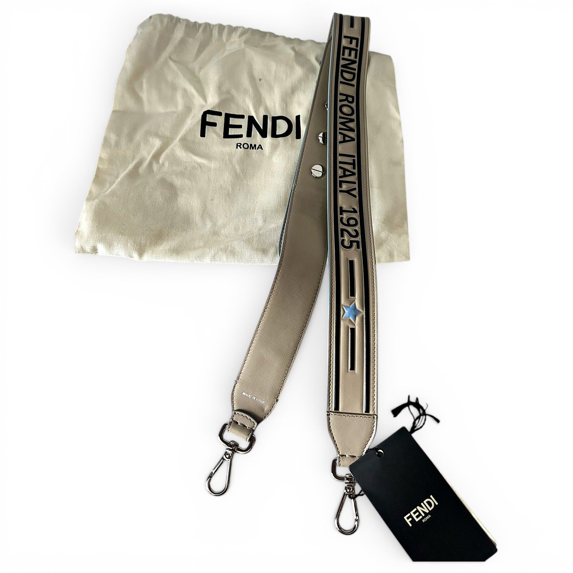 Baguette leather crossbody bag