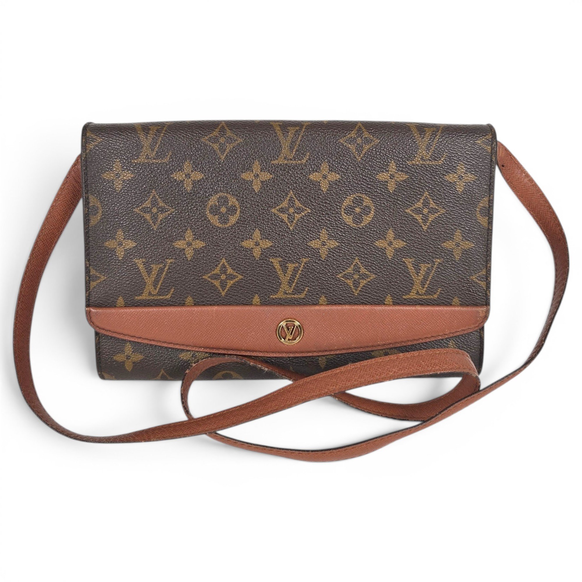 Bordeaux leather handbag