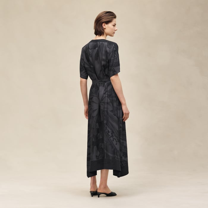Noir "Soleil De Soie Poudre" Classic Caftan