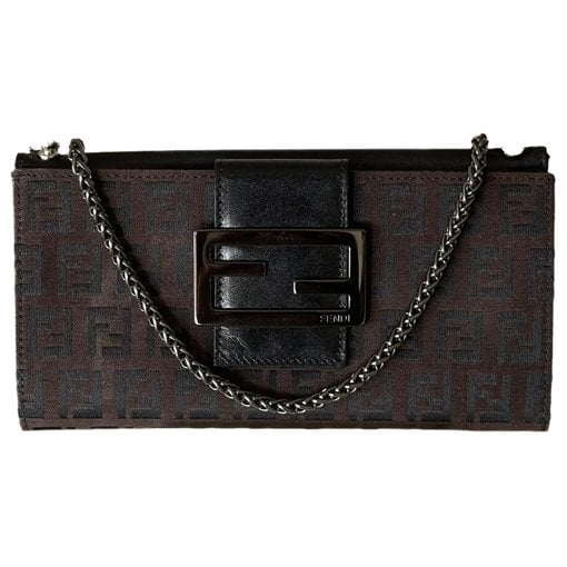 Baguette leather crossbody bag