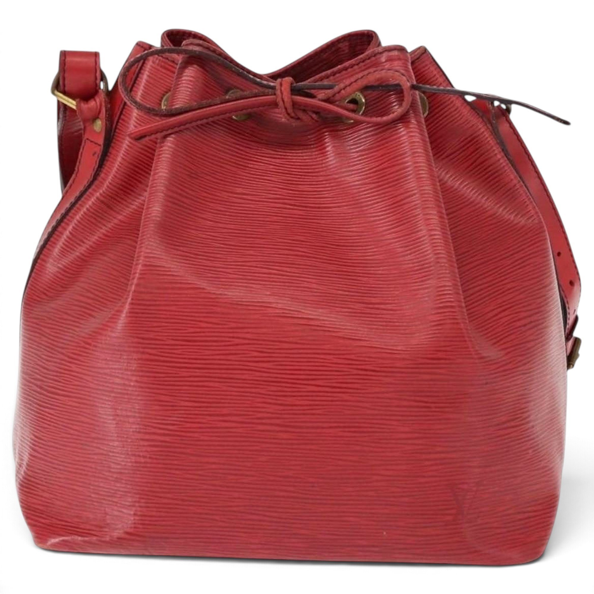 Noé leather bag