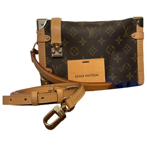 Side Trunk vinyl handbag