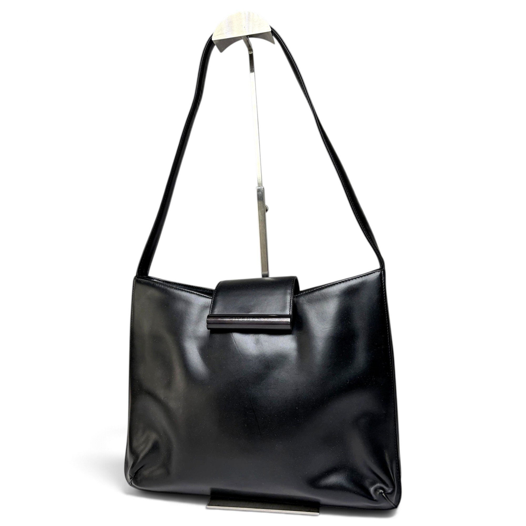 Whip leather handbag