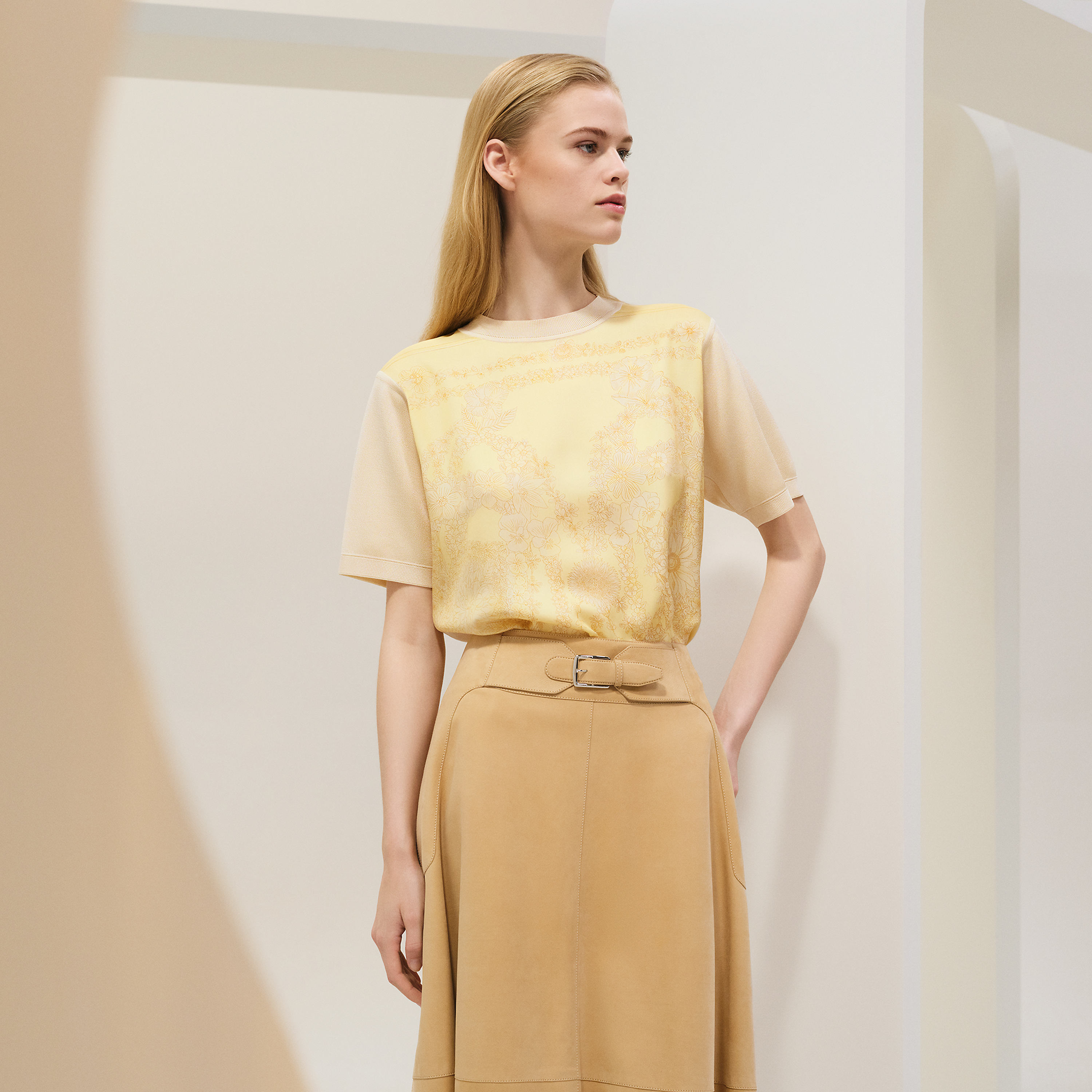 "Brides de Gala en Fleurs" short-sleeve twillaine sweater