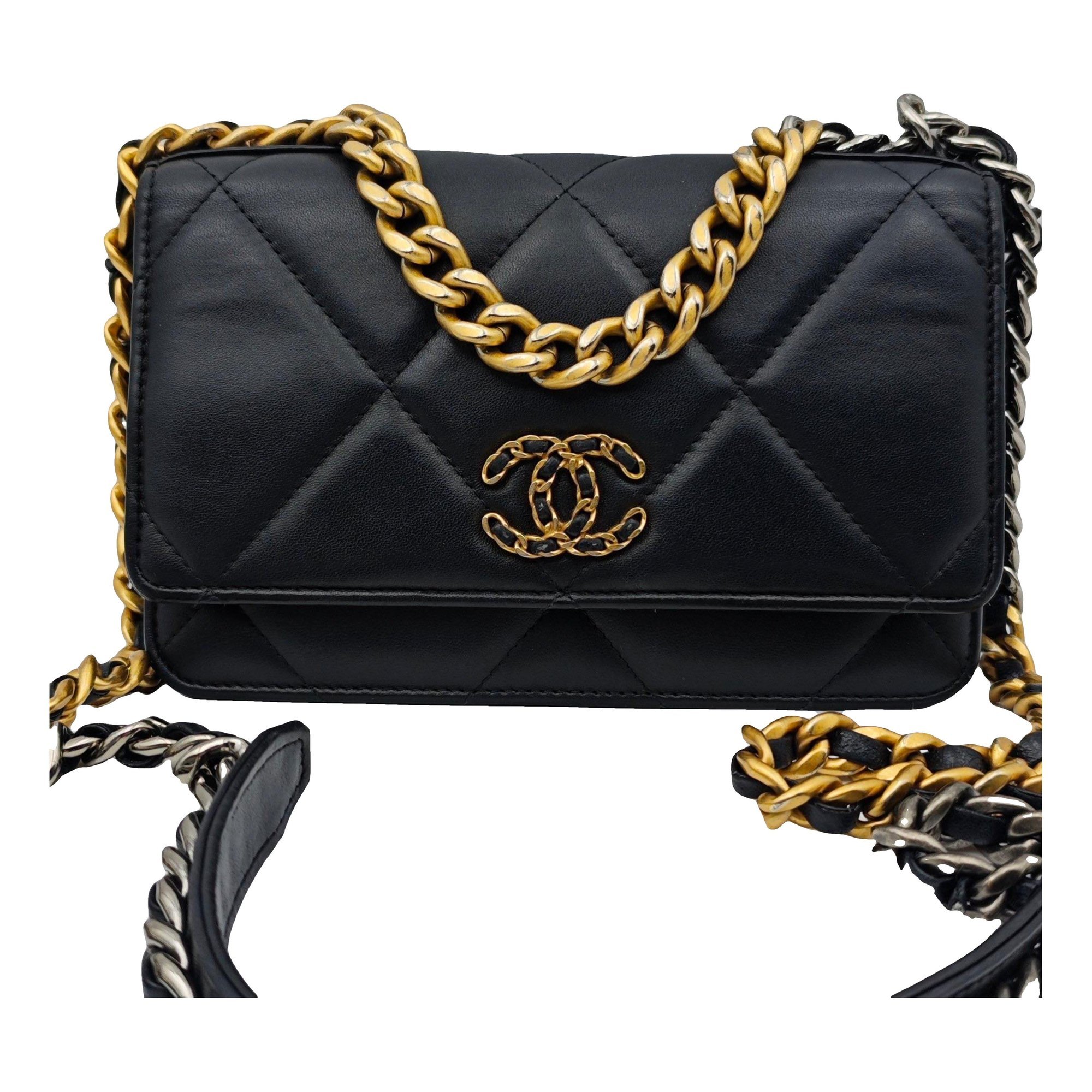 Wallet On Chain Chanel 19 leather handbag
