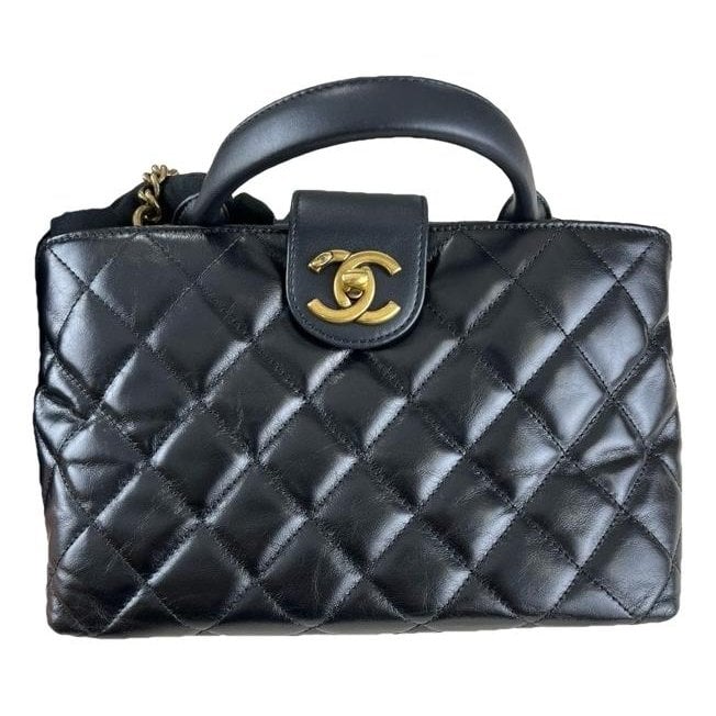Leather tote