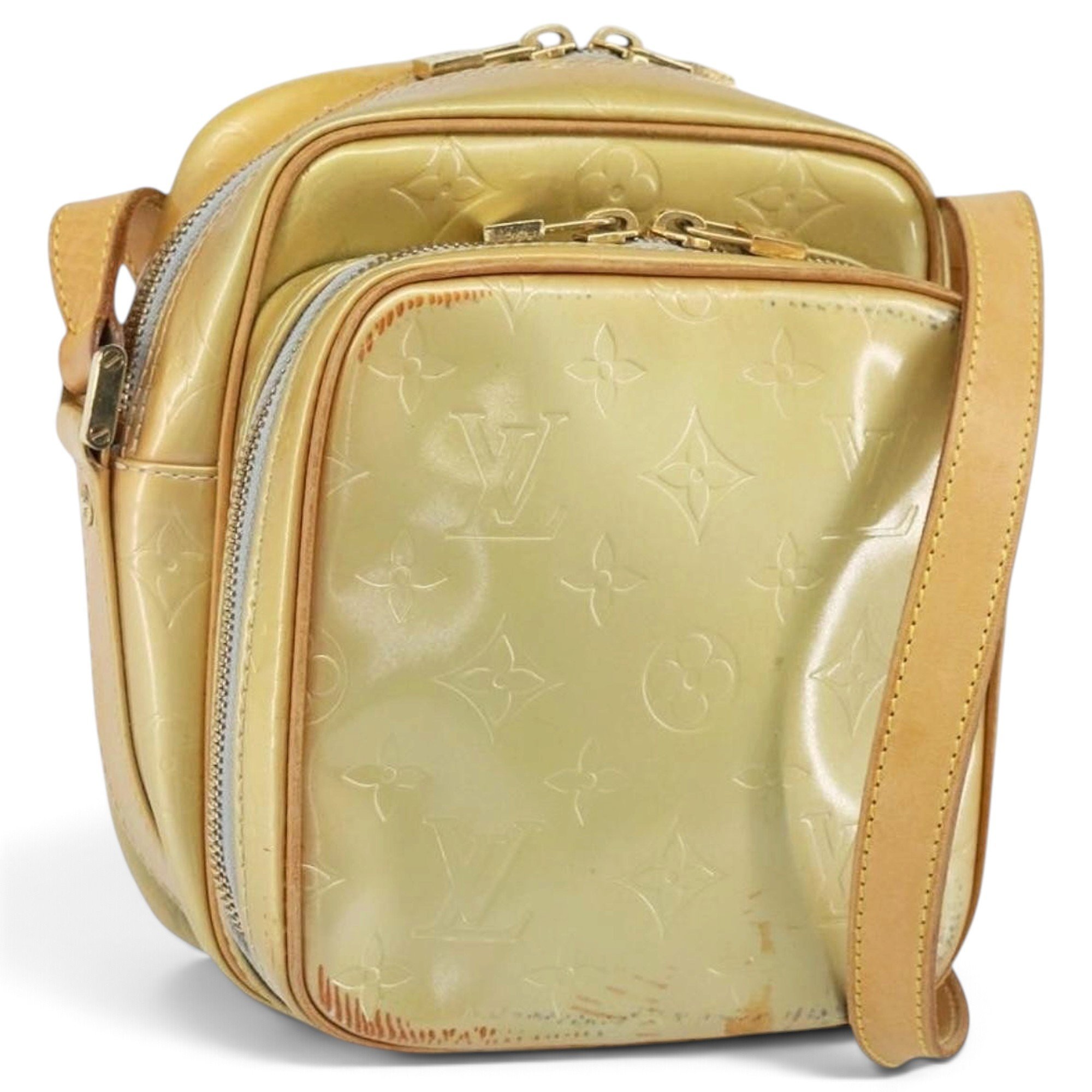 Patent leather handbag