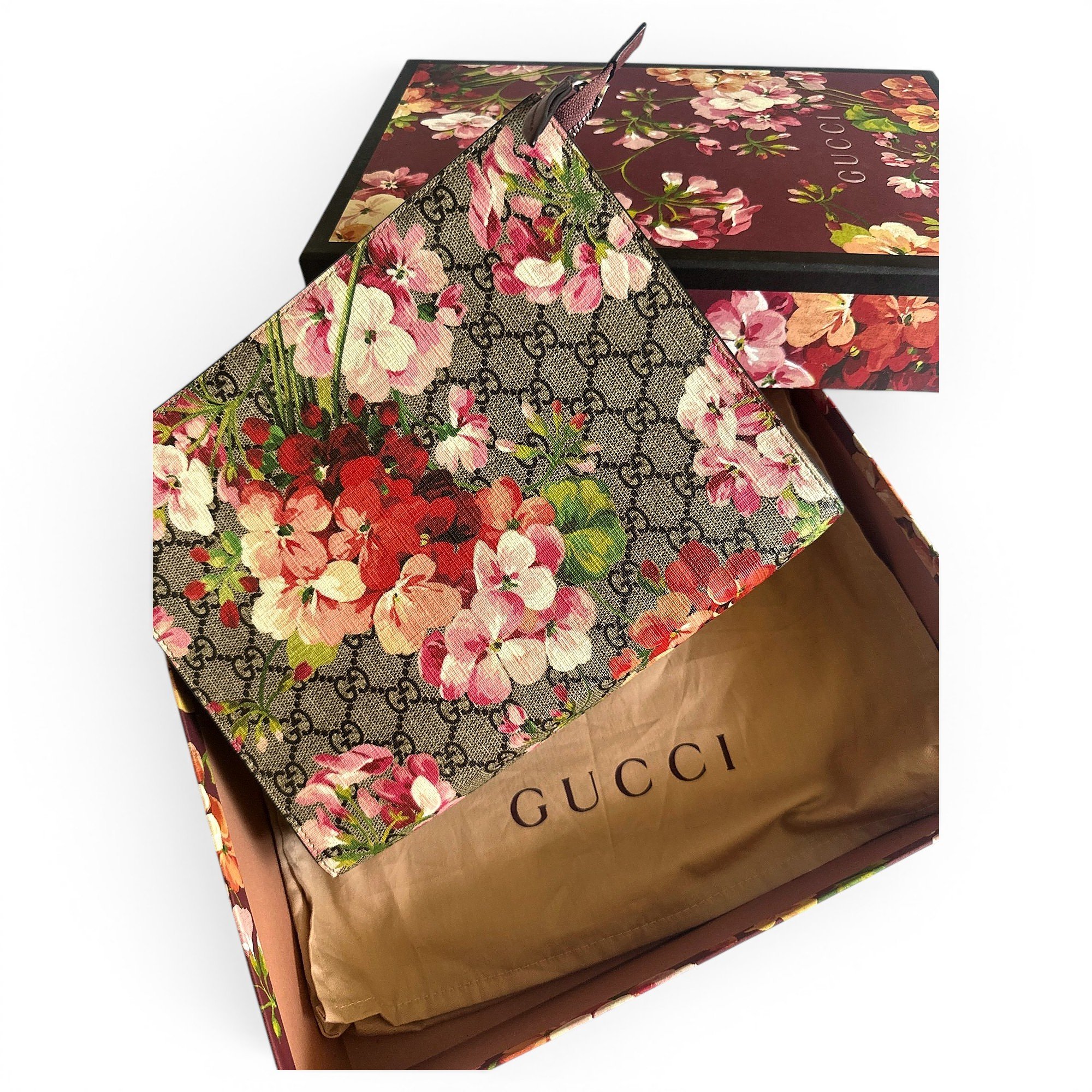 Ophidia cloth clutch bag