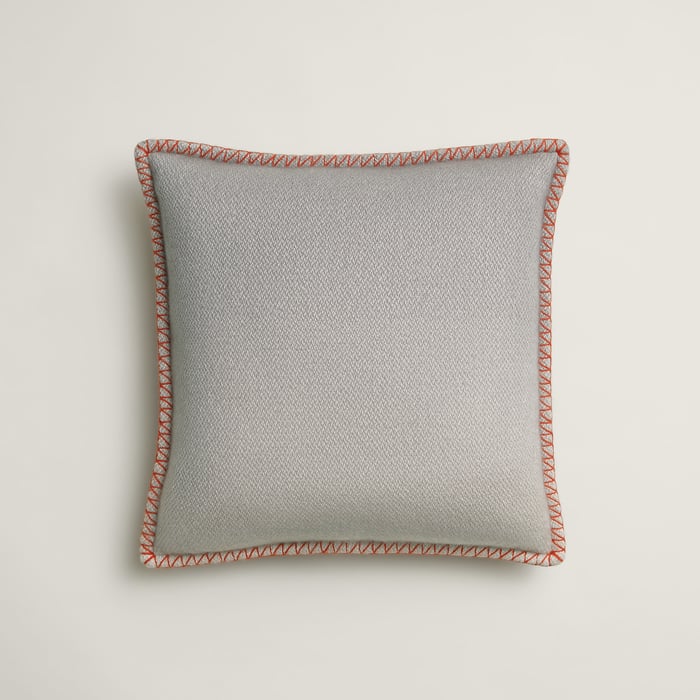 Perle Altitude Pillow