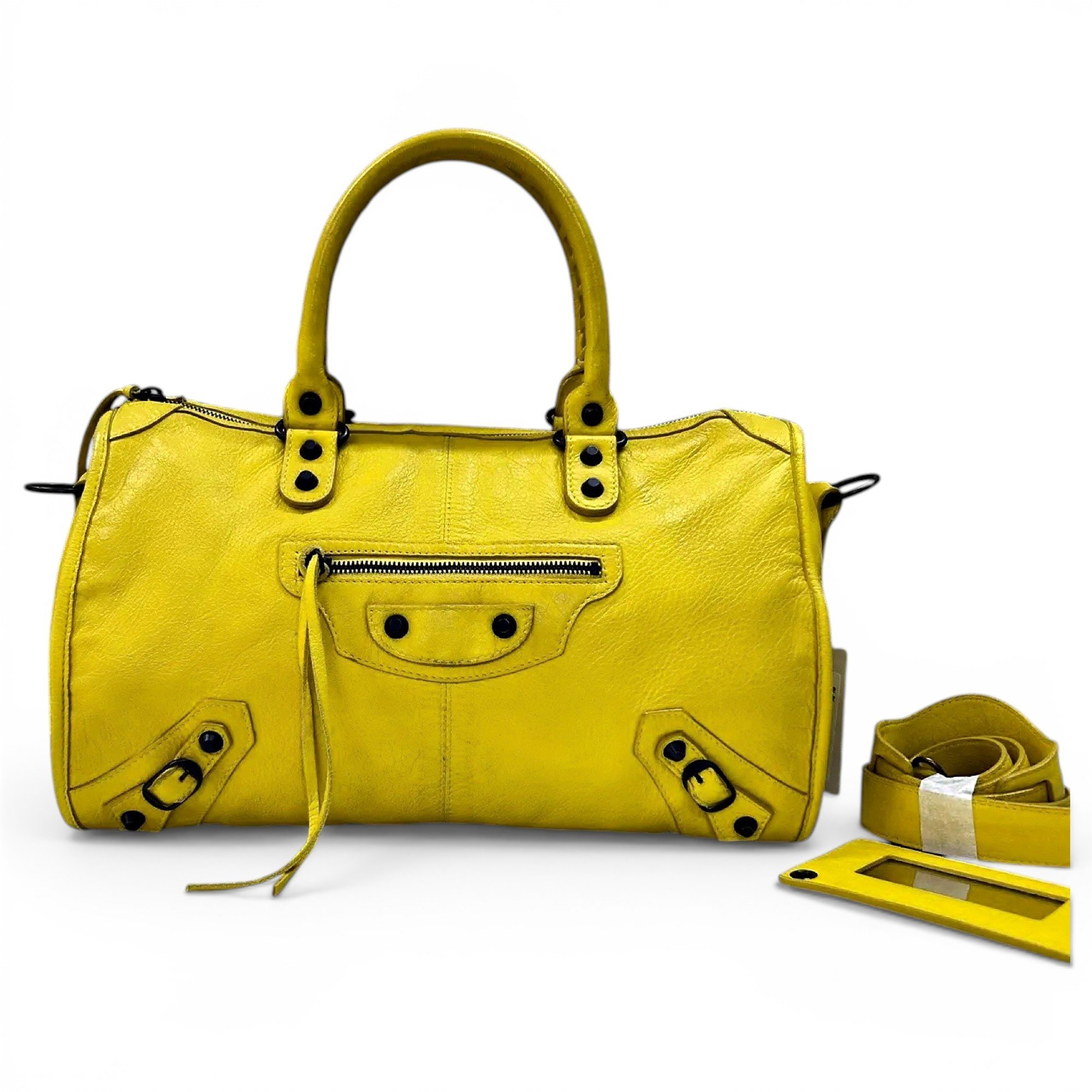 City leather handbag