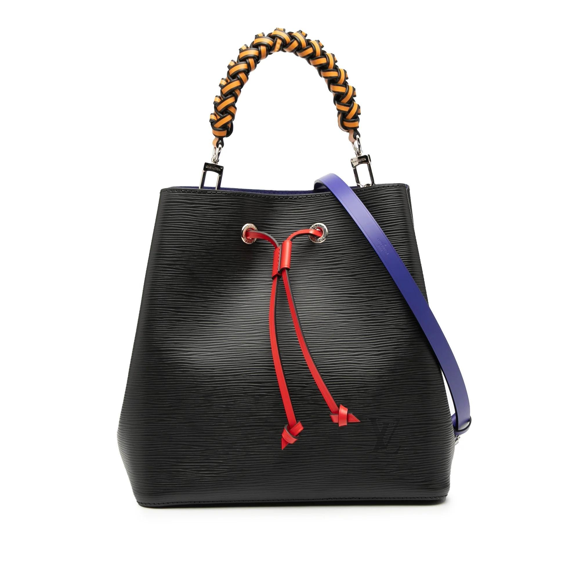 Bucket leather bag