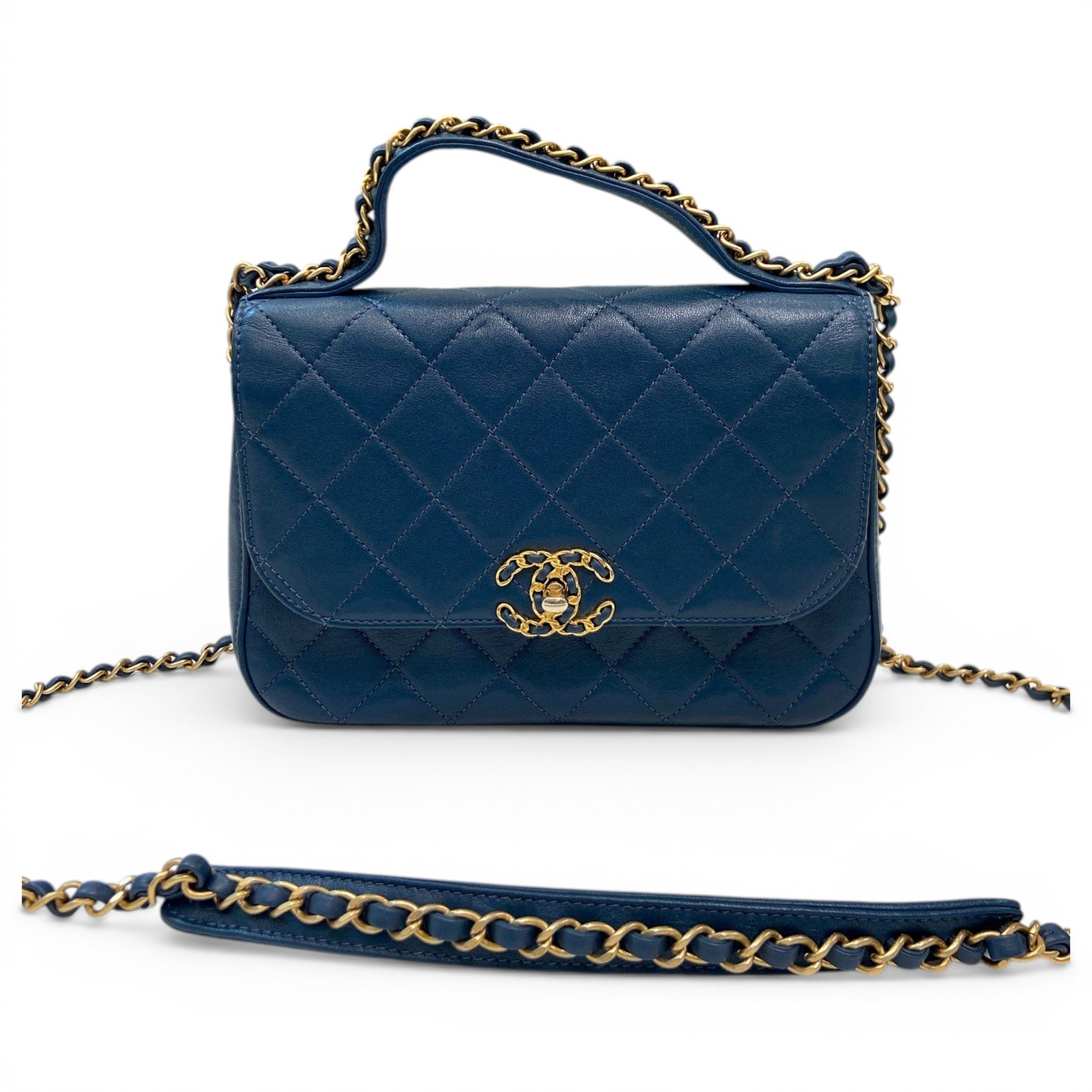 Chanel 19 leather handbag