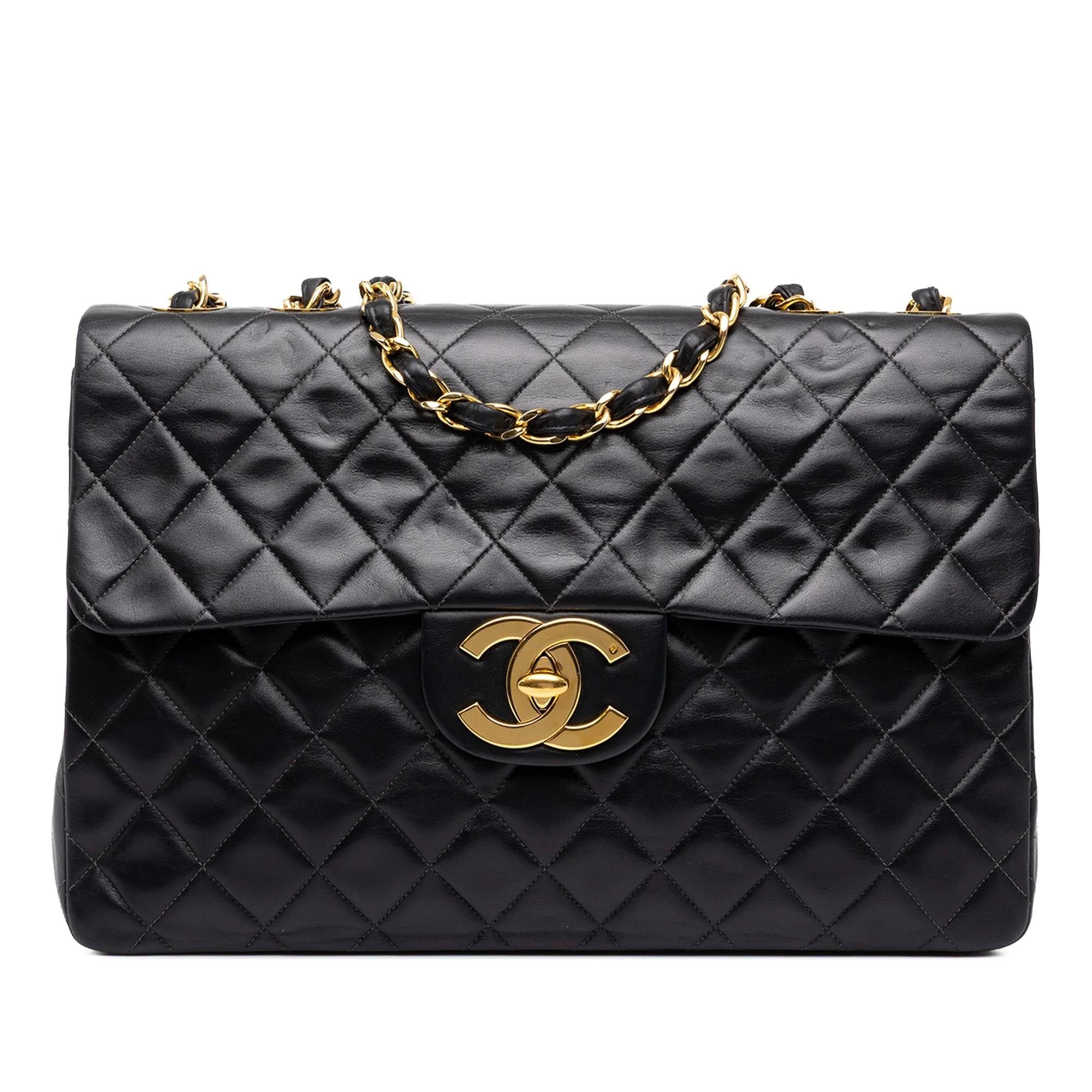 Chanel Timeless/Classique leather handbag