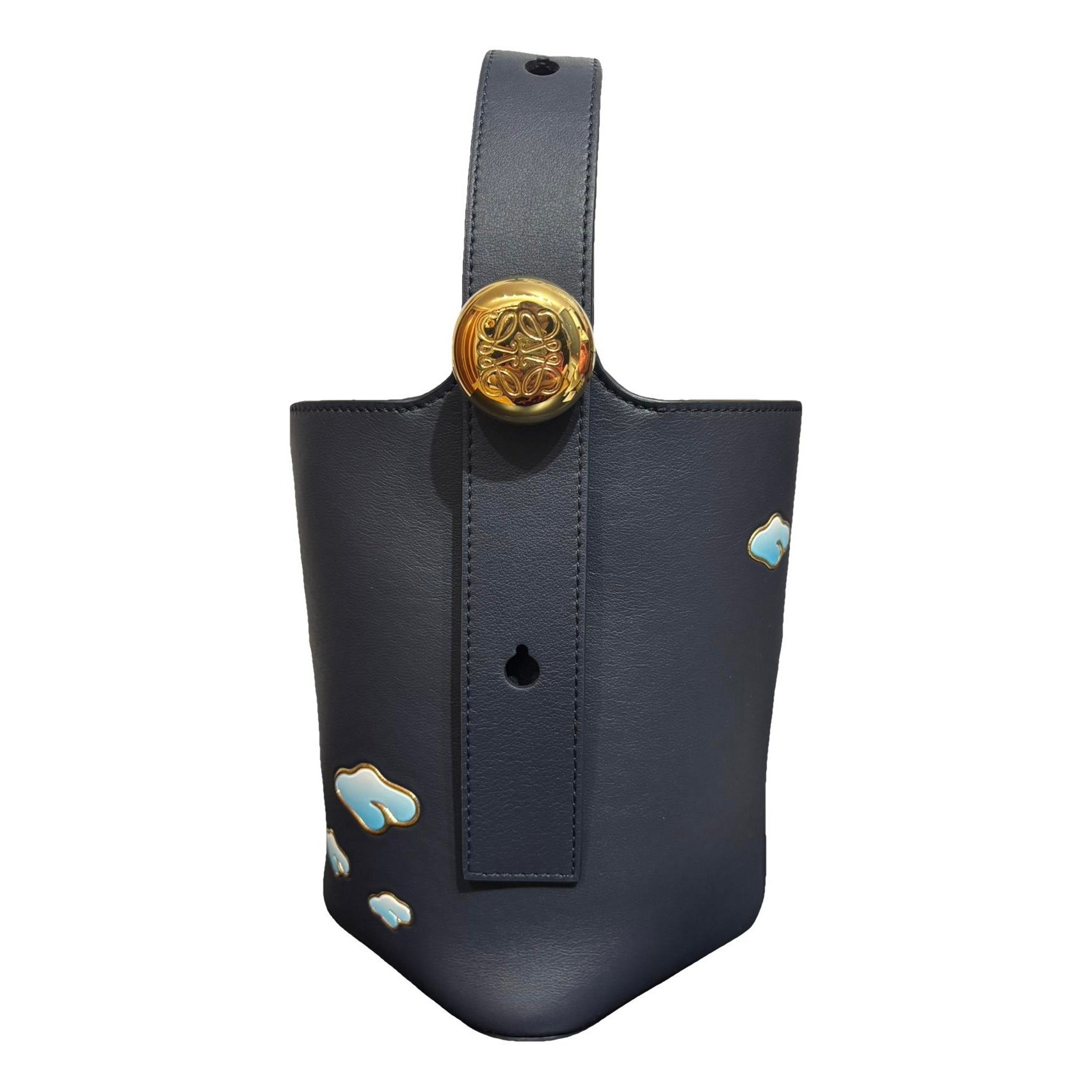 Pebble leather handbag