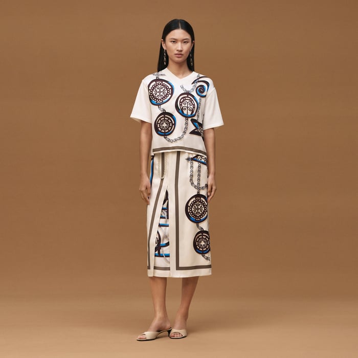 Blanc Céramique "l'Enseigne Du Sellier" Short-sleeve Sweater