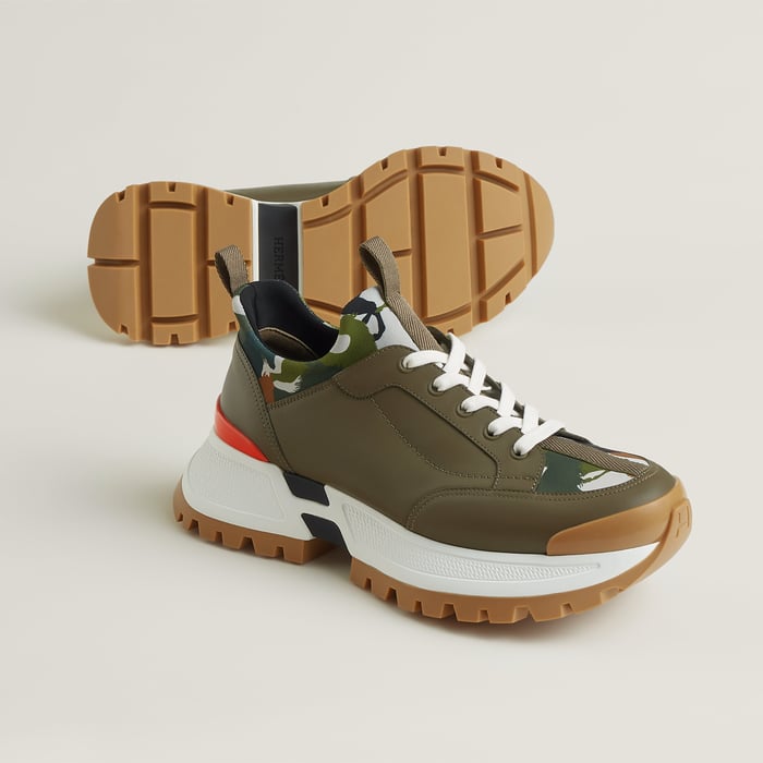 Jumpy sneaker