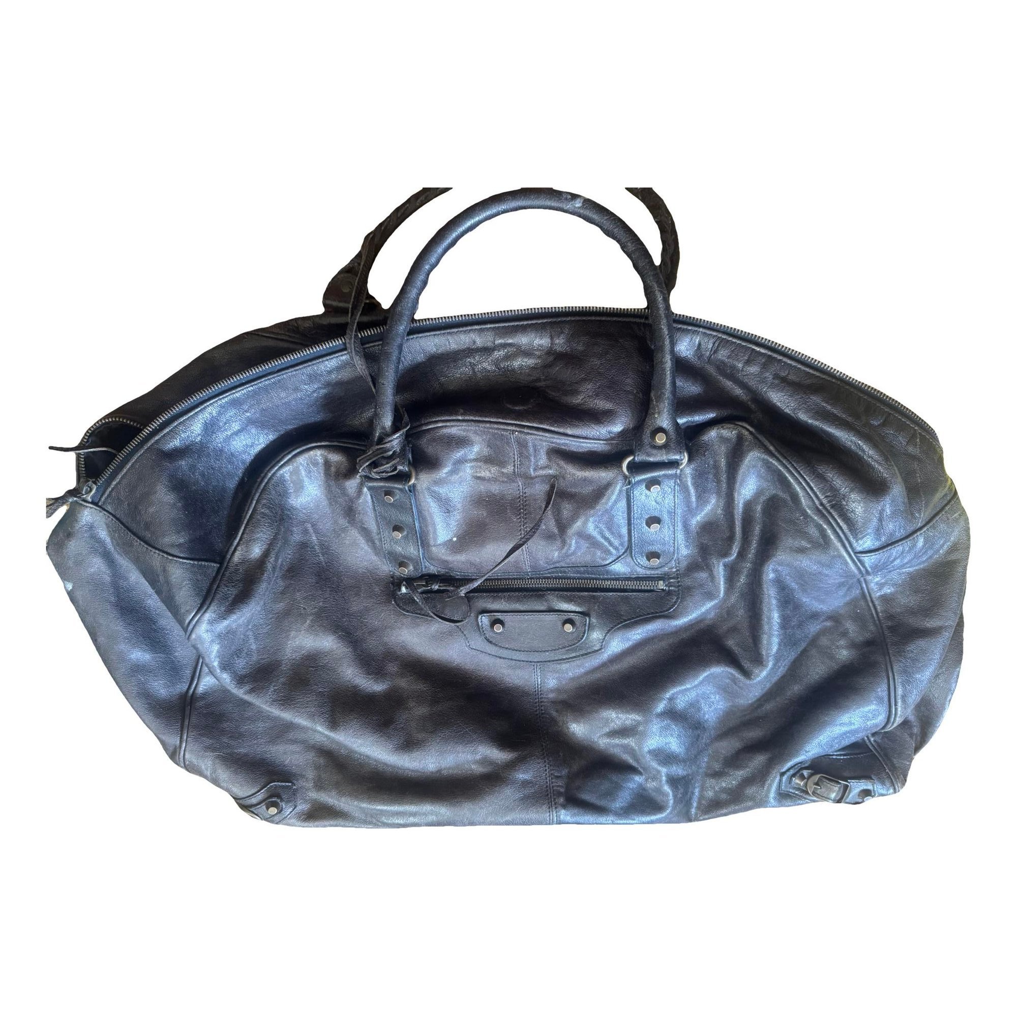 Weekender leather travel bag