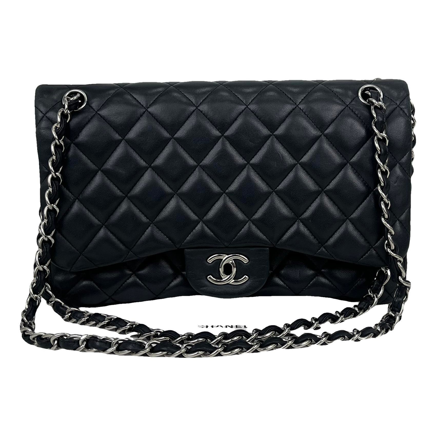 Timeless/Classique leather handbag