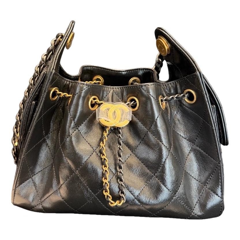 Chanel 25 leather handbag