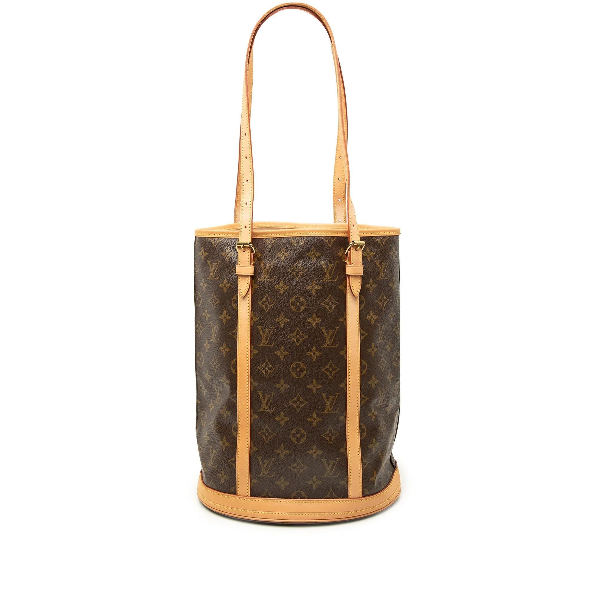 Bucket leather handbag