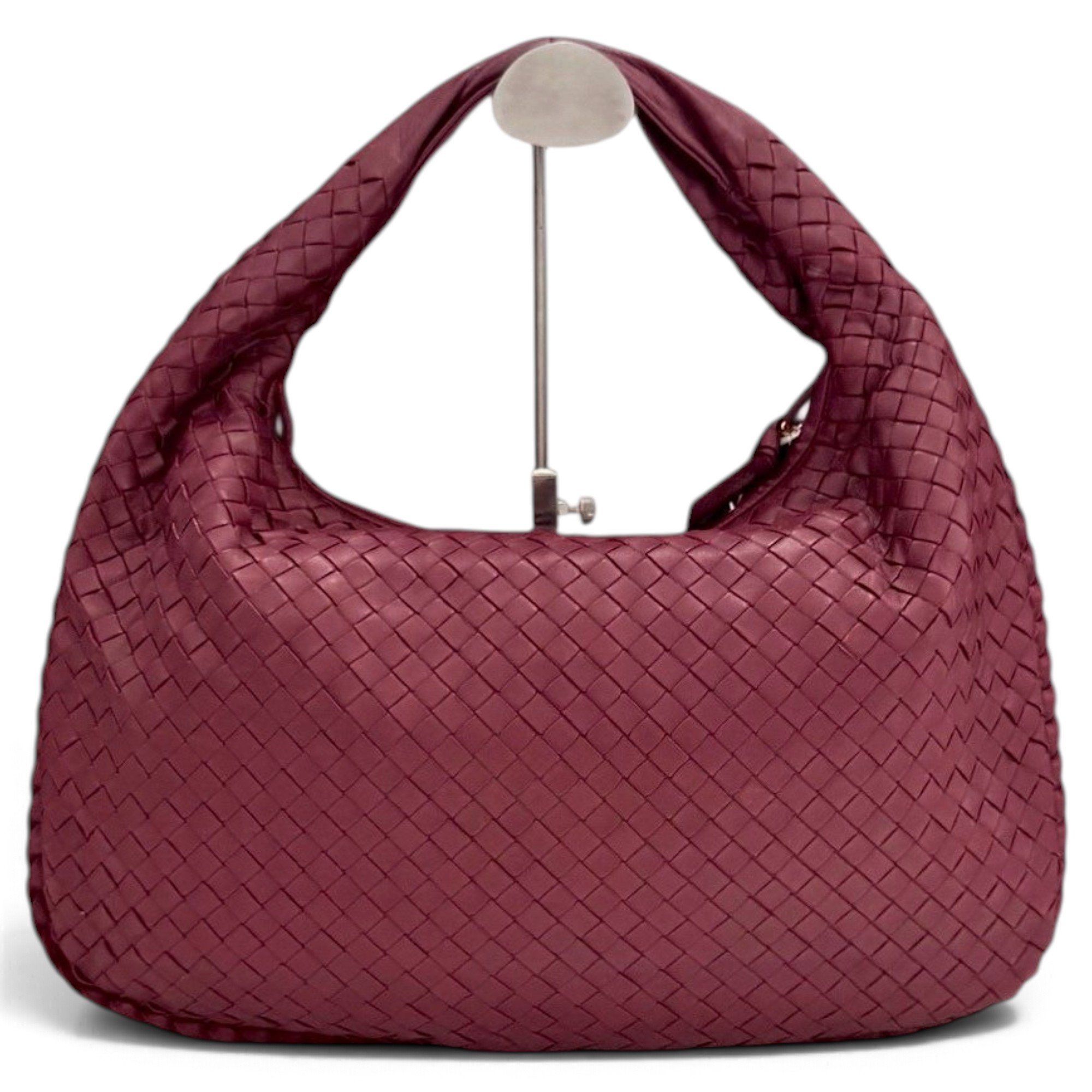 Veneta leather handbag