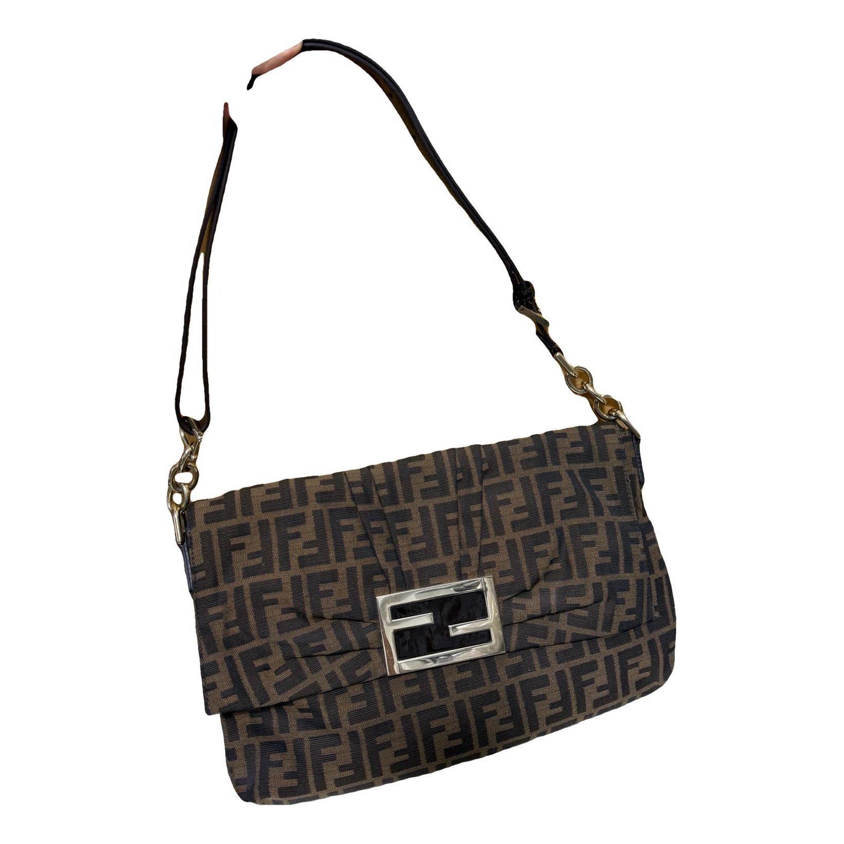 Baguette cloth handbag