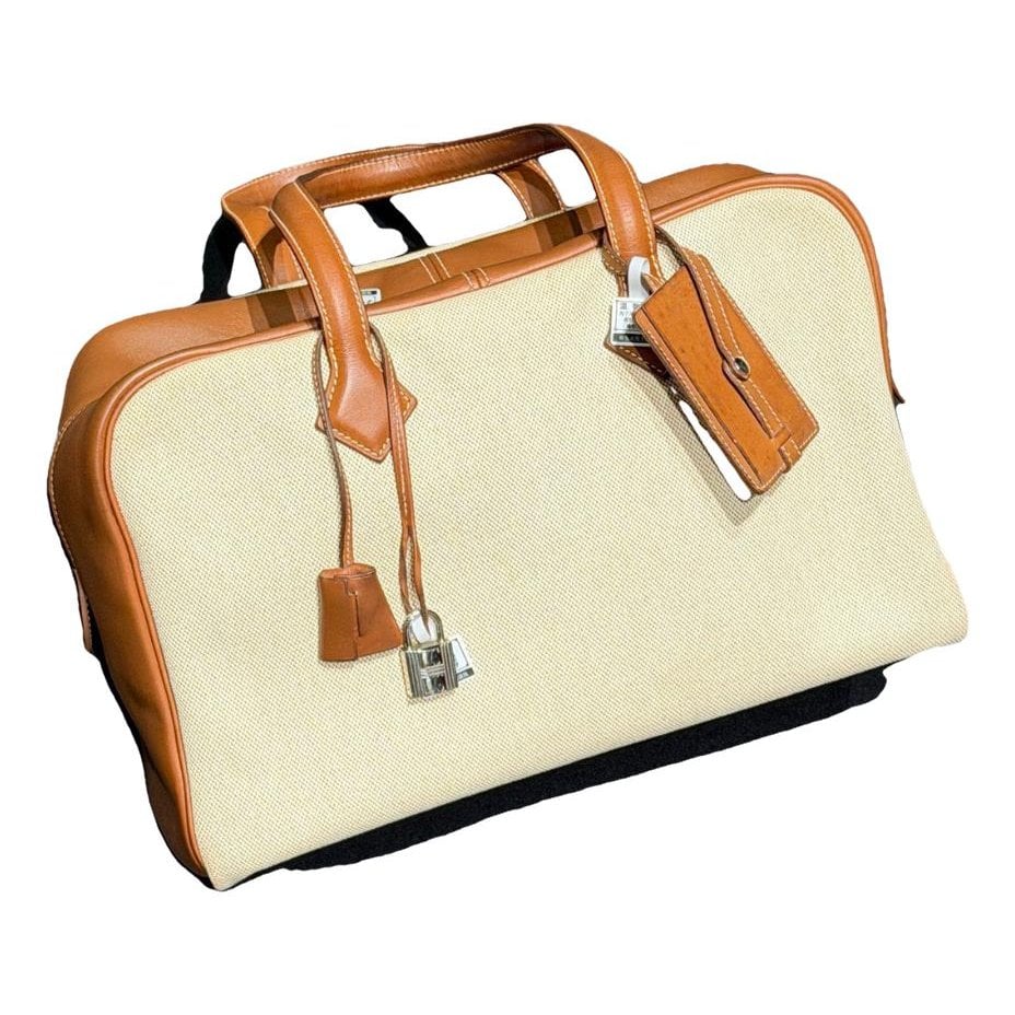 Victoria leather handbag
