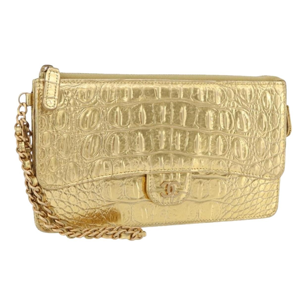 Leather clutch bag