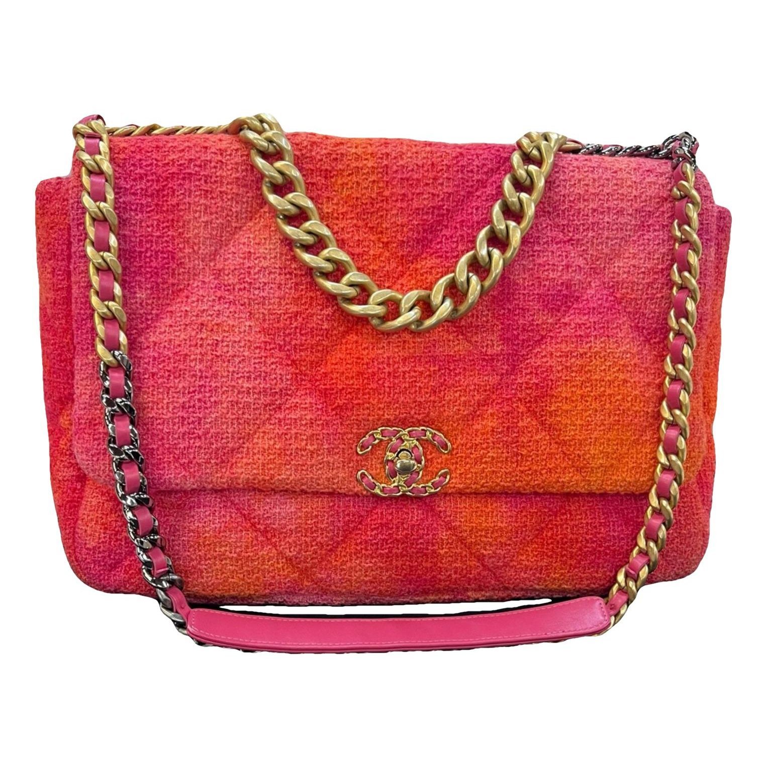 Chanel 19 tweed handbag