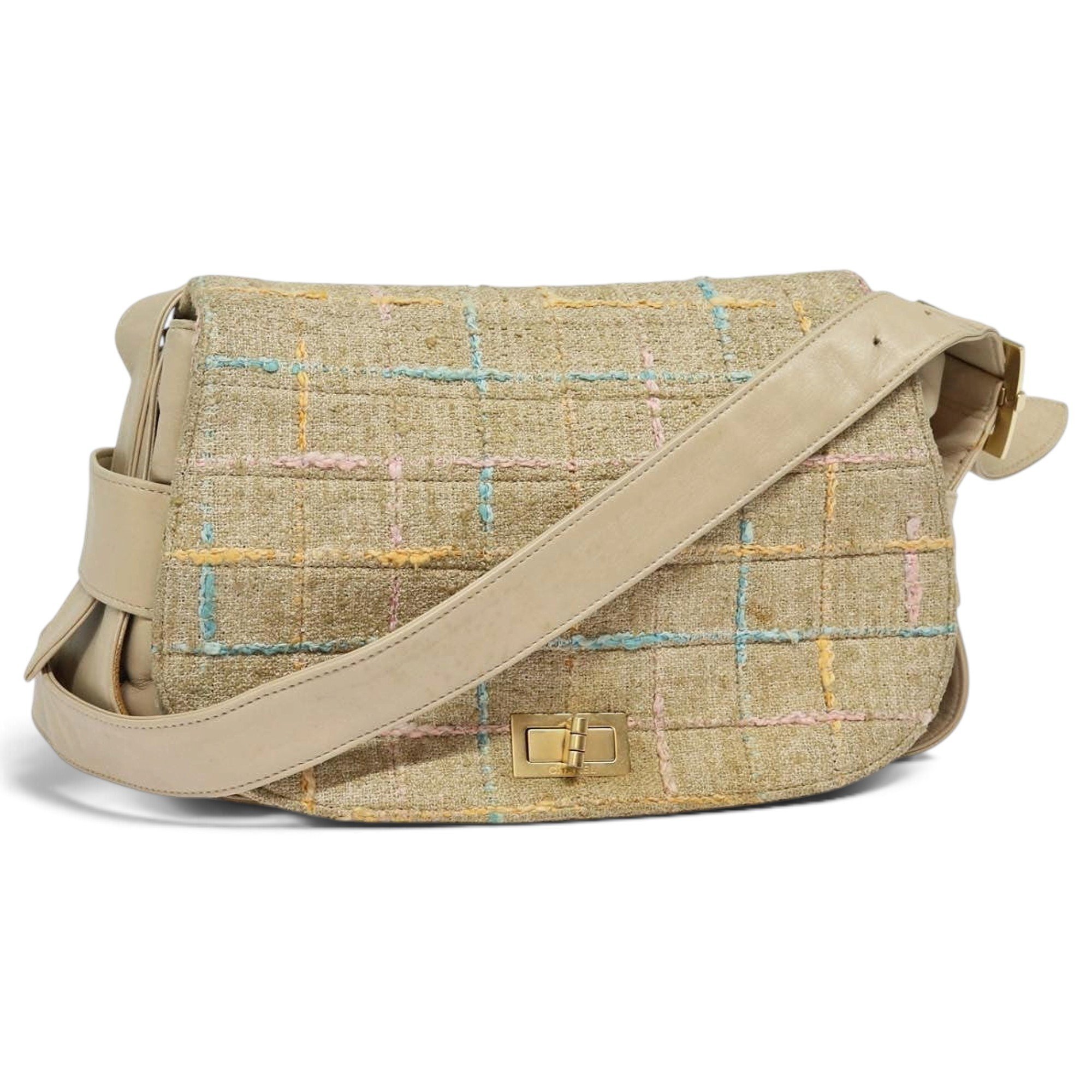 Wool handbag
