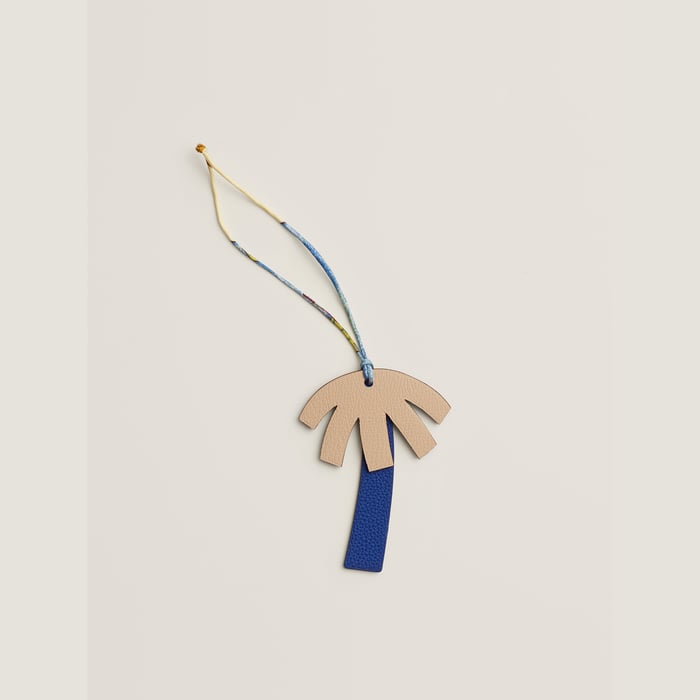Random Palm Charm