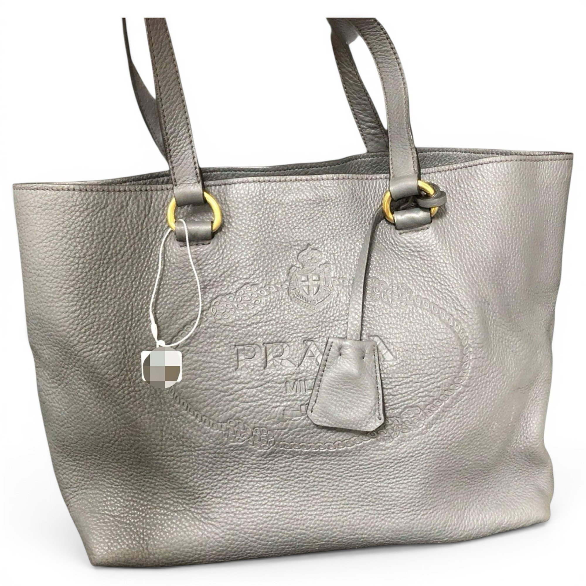 Leather tote